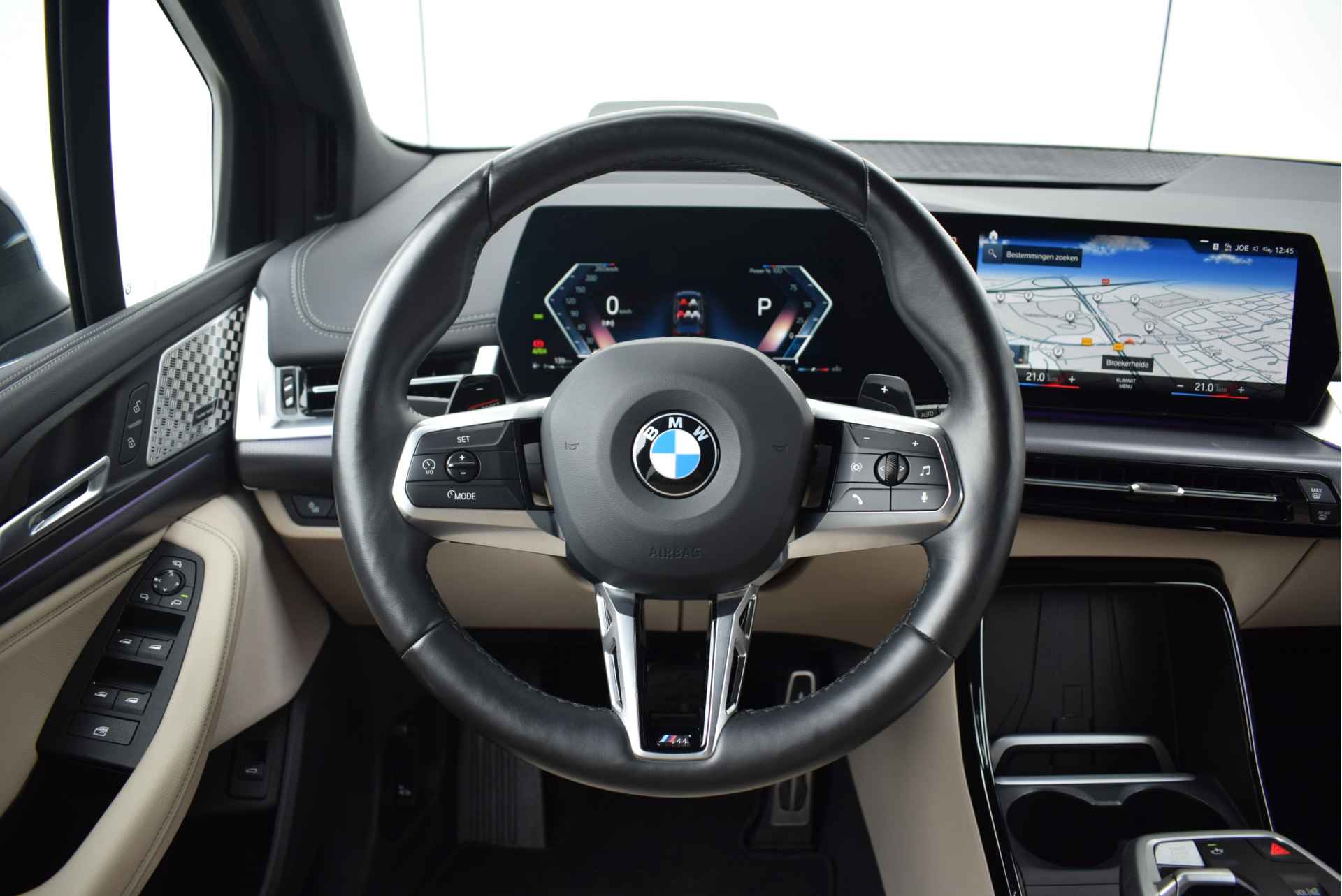 BMW 2 Serie Active Tourer 220i High Executive M Sport Automaat / Panoramadak / Sportstoelen / Adaptief M Onderstel / Parking Assistant Plus / Adaptieve LED / Comfort Access - 15/29