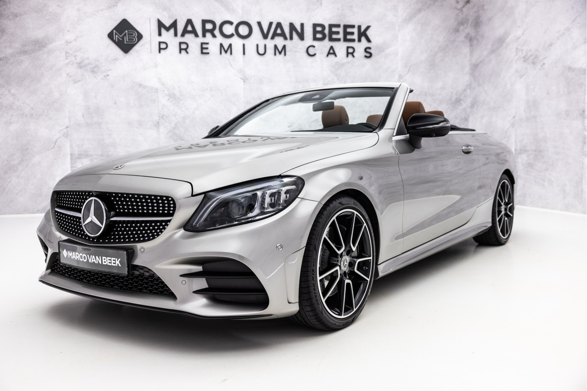 Mercedes-Benz C-Klasse Cabrio 300 Sport Edition AMG | Stoelventilatie | Memory | 19"