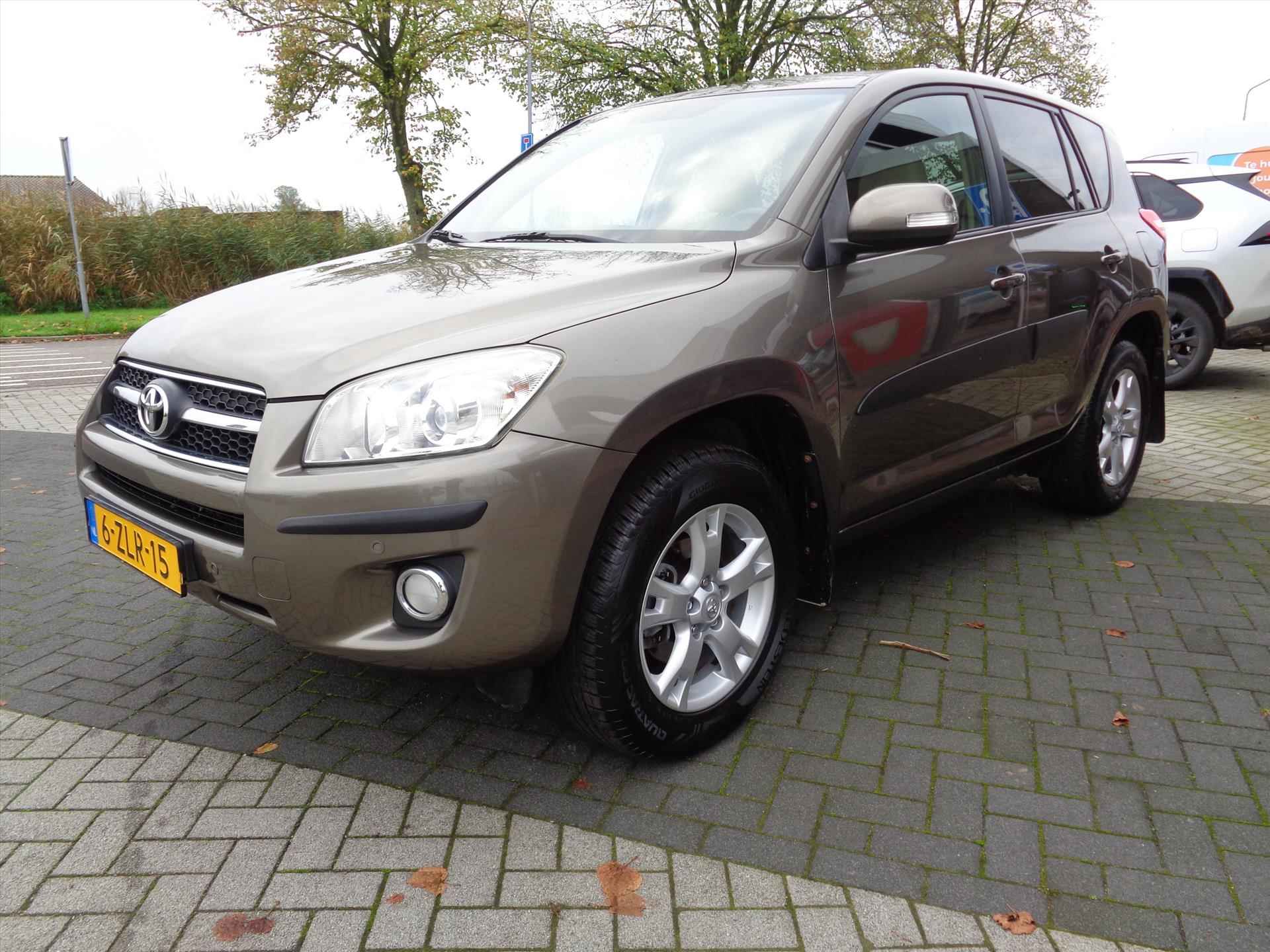 TOYOTA RAV4 2.0 VVT-i 4WD CVT | STOELVERWARMING | TREKHAAK | PARKEERSENSOREN | LEDER - 3/32