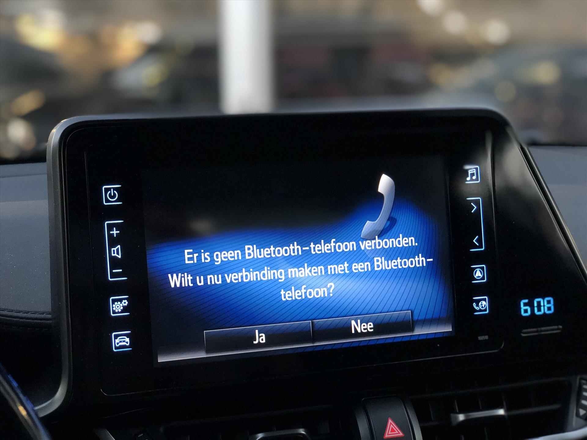 Toyota C-Hr 1.8 Hybrid Dynamic | Navigatie, Parkeercamera, Adaptive cruise control, Licht + Regensensor - 21/33