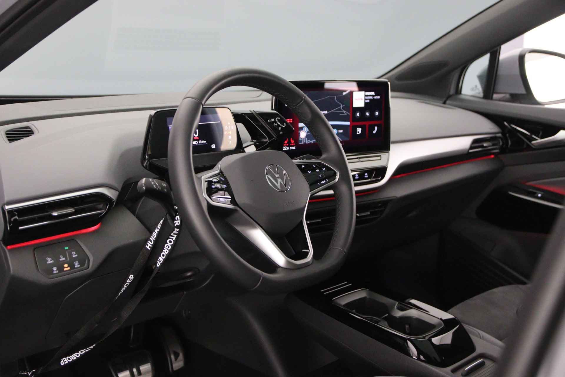 Volkswagen ID.5 Pro 204pk Automaat Panoramadak, Adaptive cruise control, LED matrix koplampen, Stoelverwarming, Navigatie - 24/36