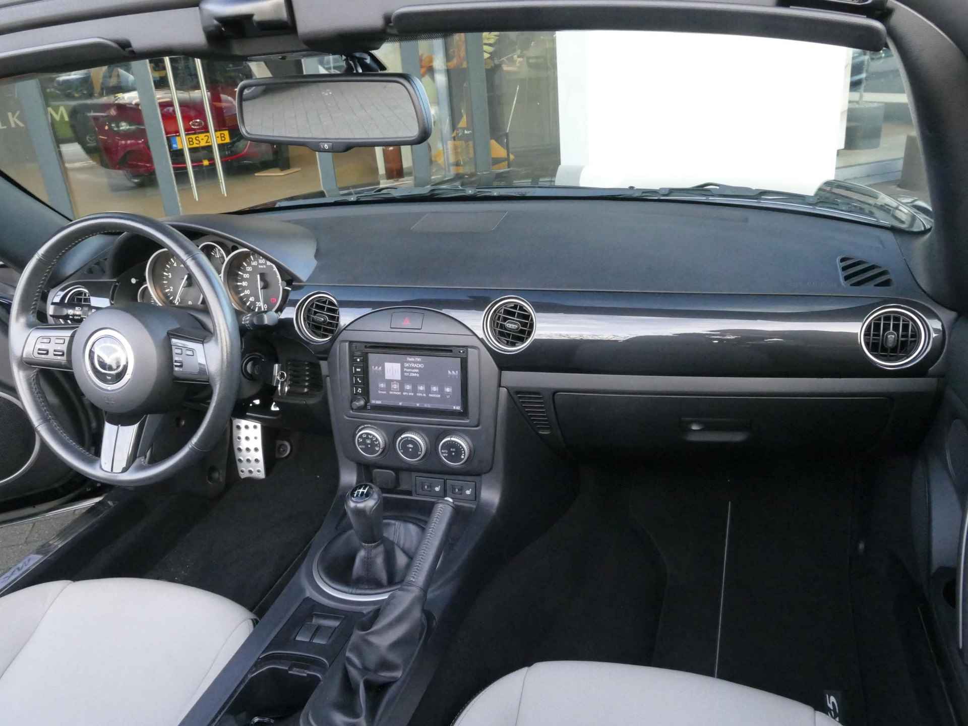 Mazda MX-5 Roadster Coupé 1.8 Silver Edition | Navigatie | Cruise Control | Stoelverwarming | RIJLKLAARPRIJS! - 14/28