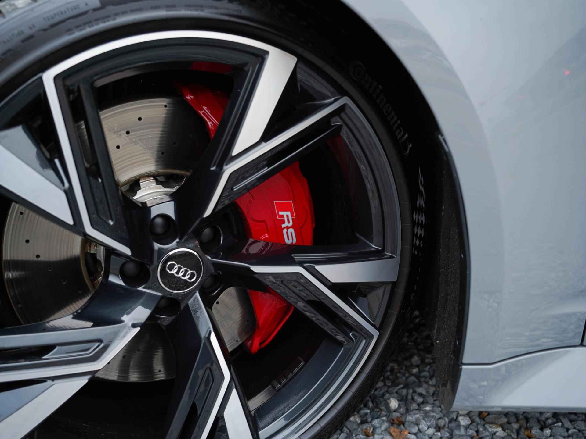 Audi RS6 TFSI quattro / B&O Adv / RS-sportuitlaat / HUD / 360 / Pano / Ambient / Stl. koeling / RS Design / Keyless - 11/41