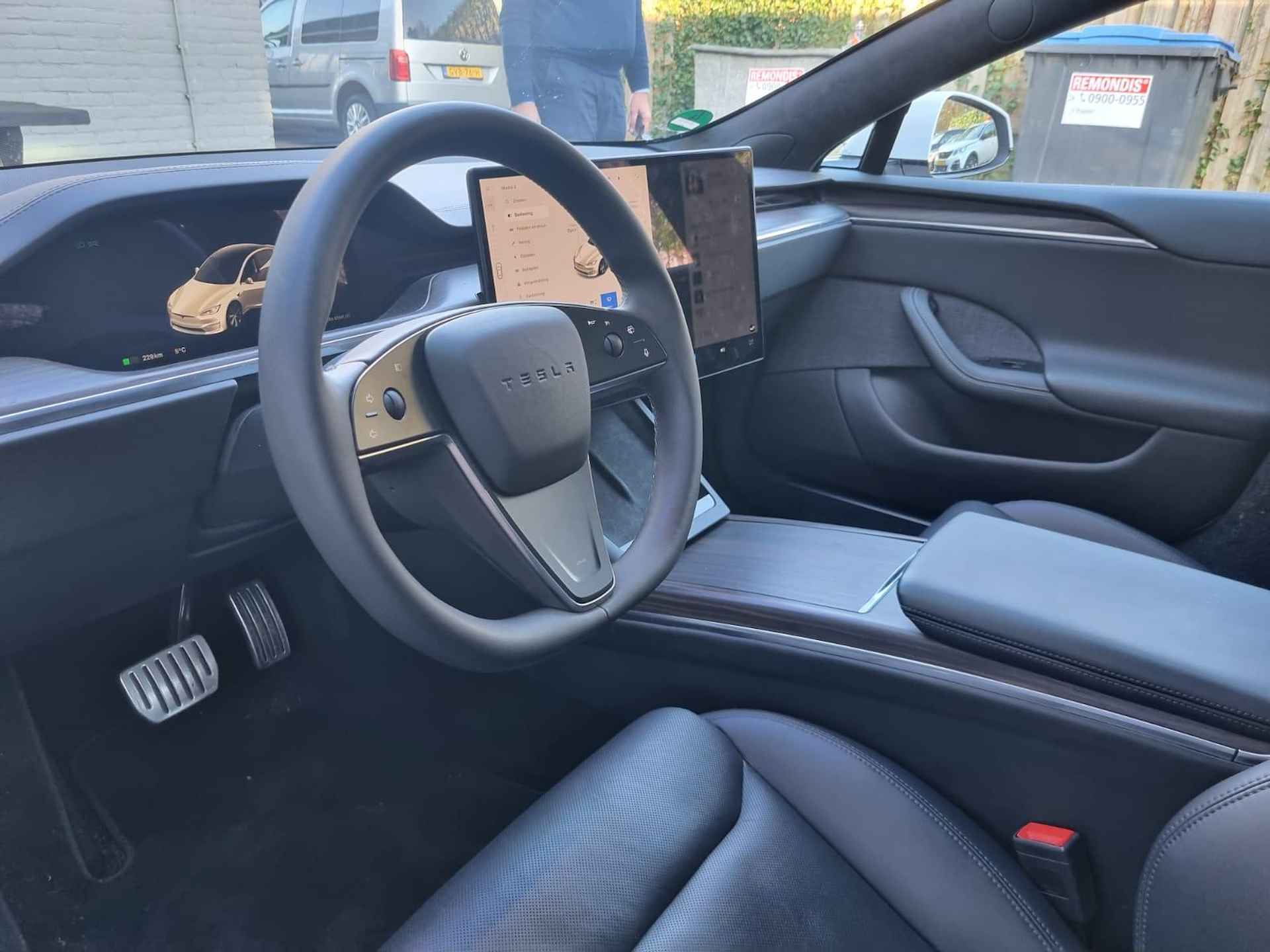 Tesla Model S Long Range / Auto Pilot 4.0 - 6/19