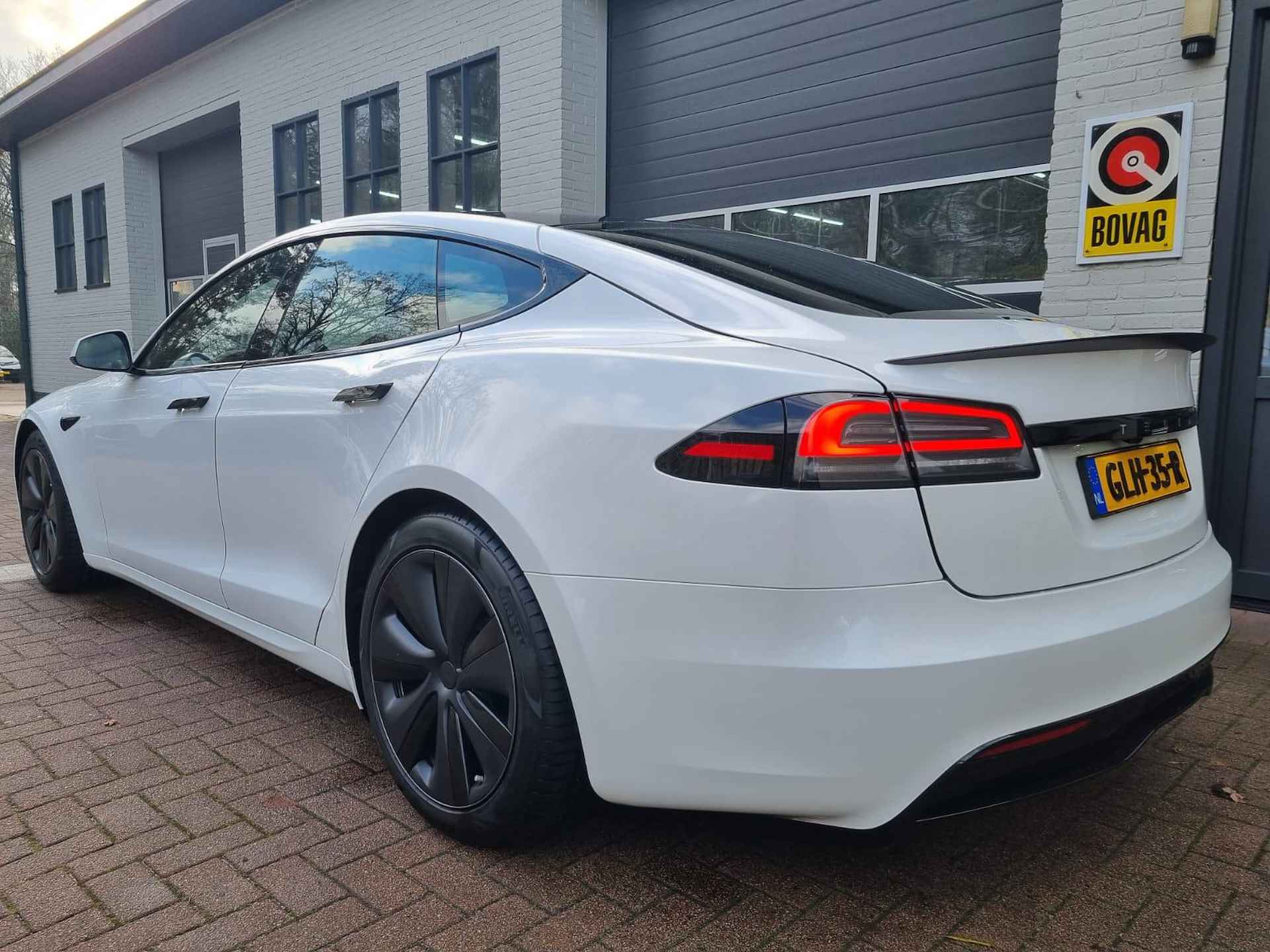 Tesla Model S Long Range / Auto Pilot 4.0 - 18/19