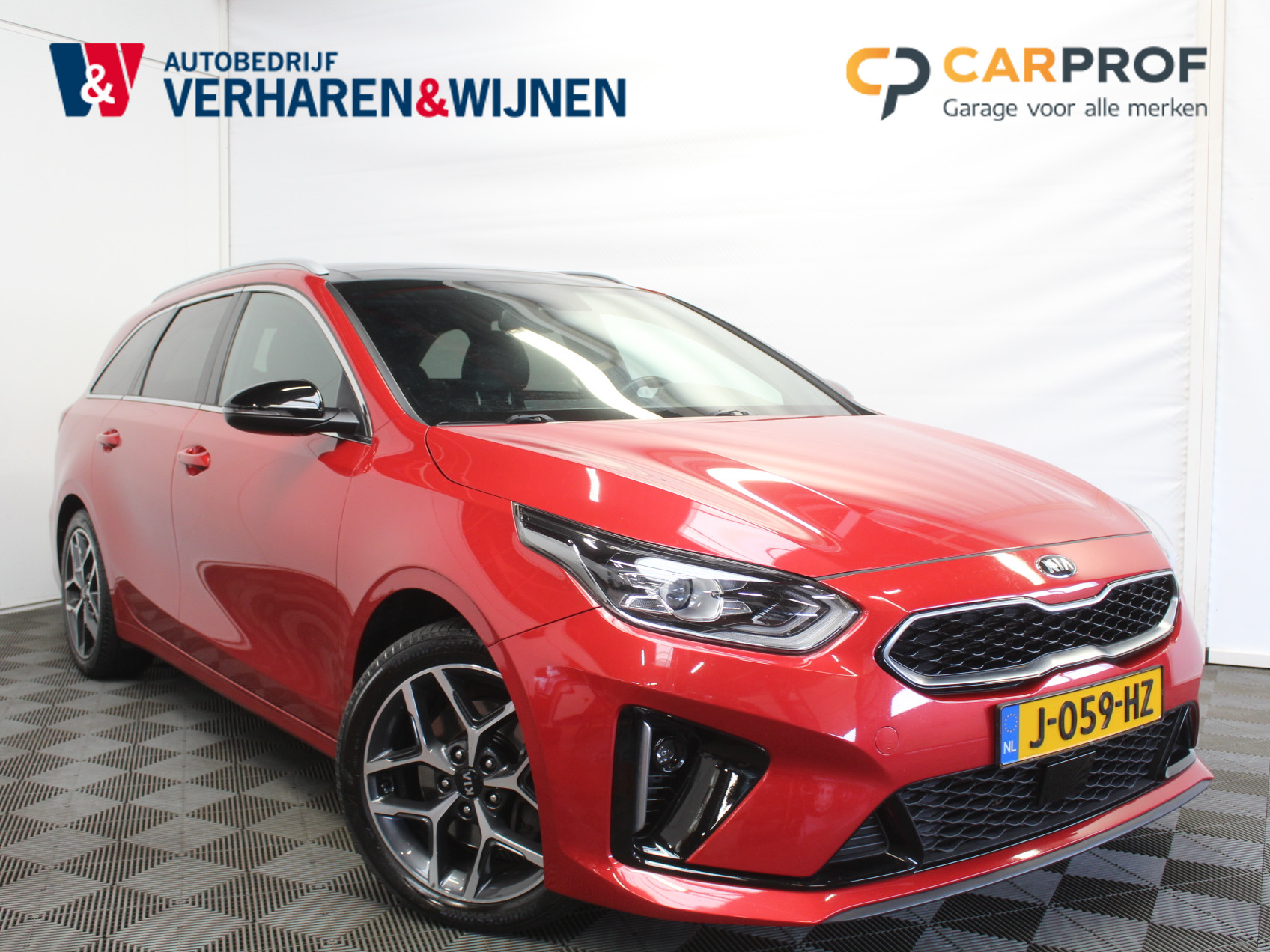 Kia Ceed Sportswagon 1.0 T-GDi GT-Line | NAVIGATIE | PANODAK | CARPLAY | LED | VERW.VSTOELEN | TREKHAAK AFNB