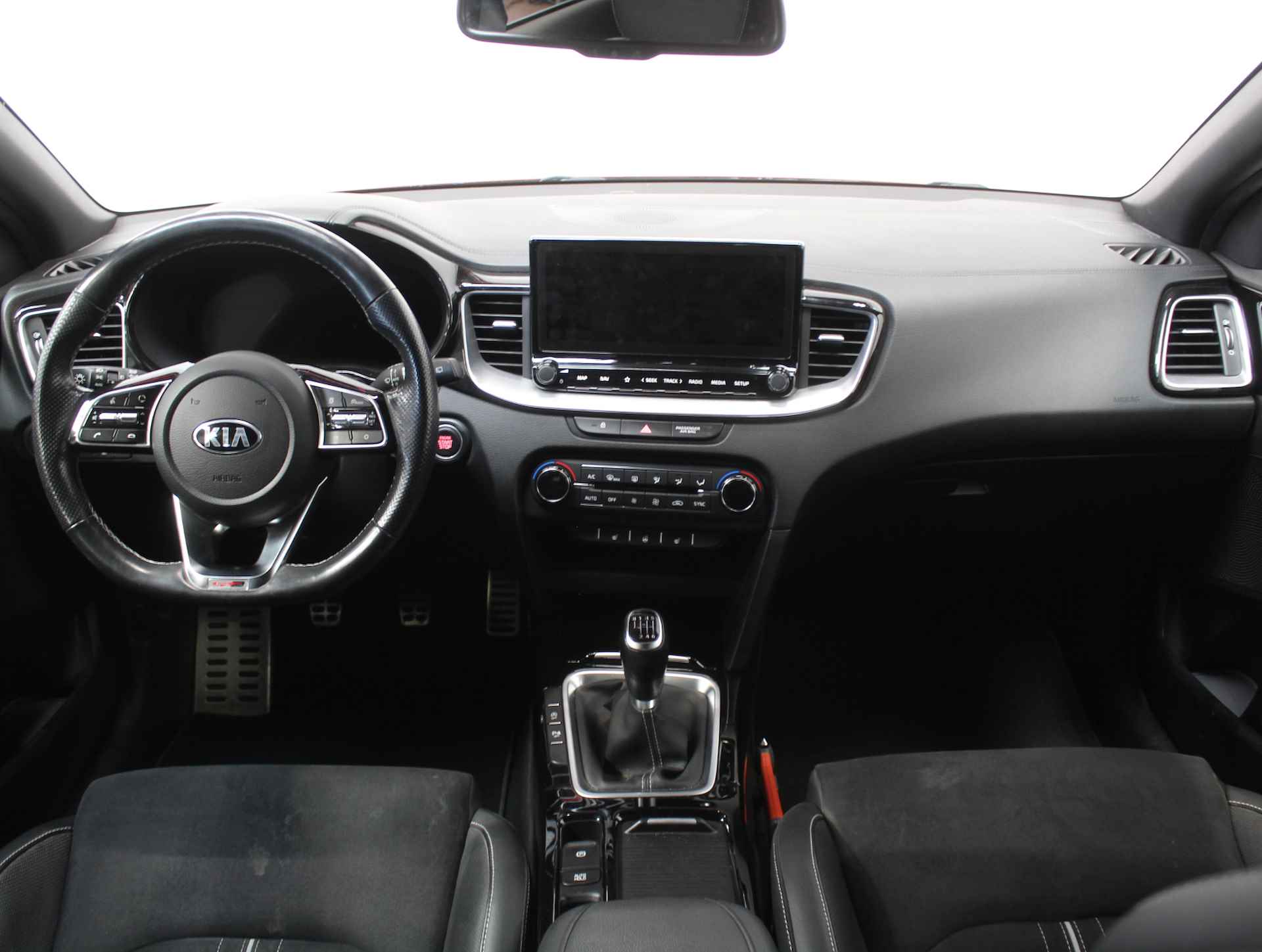 Kia Ceed Sportswagon 1.0 T-GDi GT-Line | NAVIGATIE | PANODAK | CARPLAY | LED | VERW.VSTOELEN | TREKHAAK AFNB - 7/51