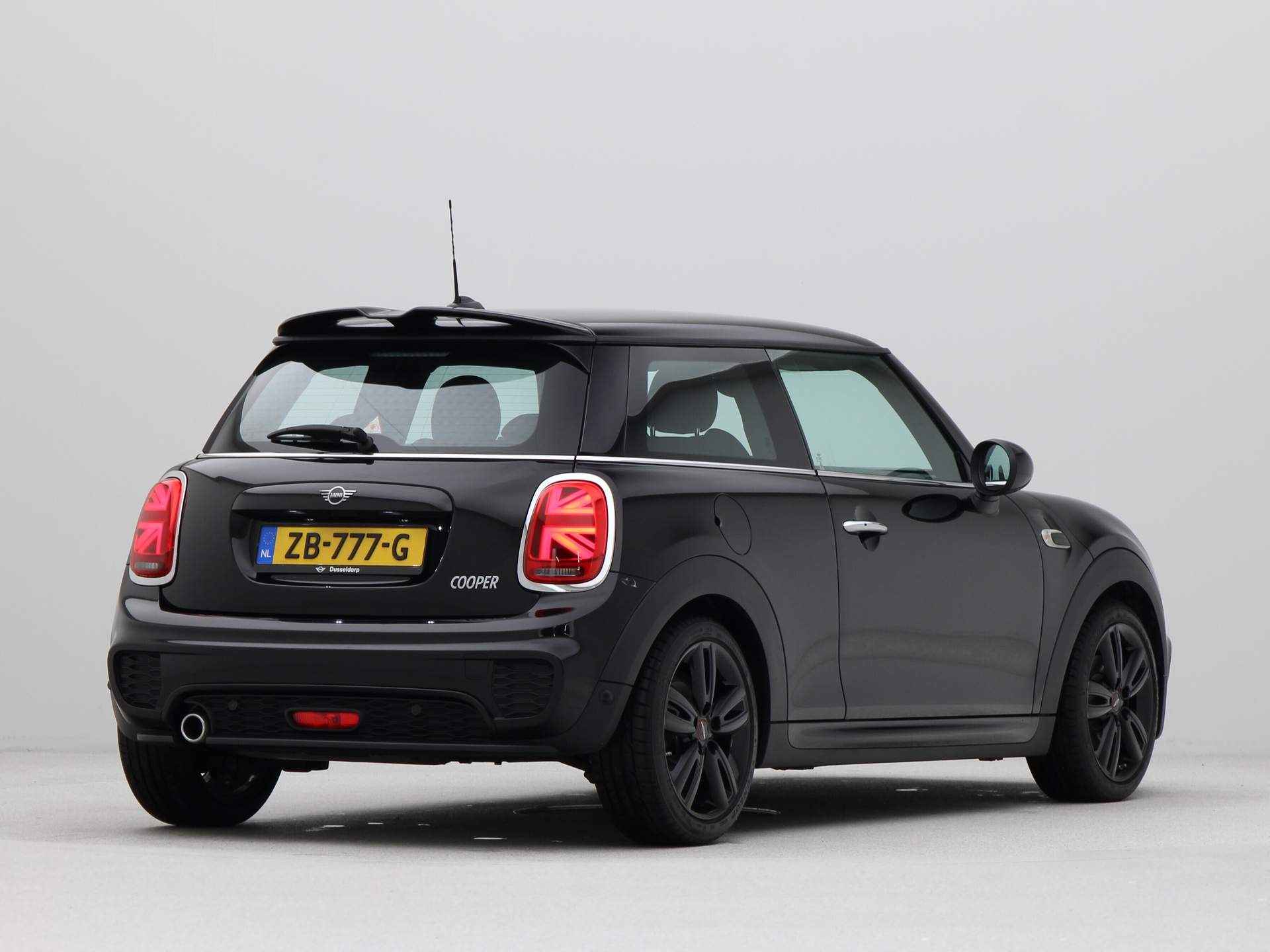 MINI 3-deurs Cooper JCW-Pack Aut. - 10/22