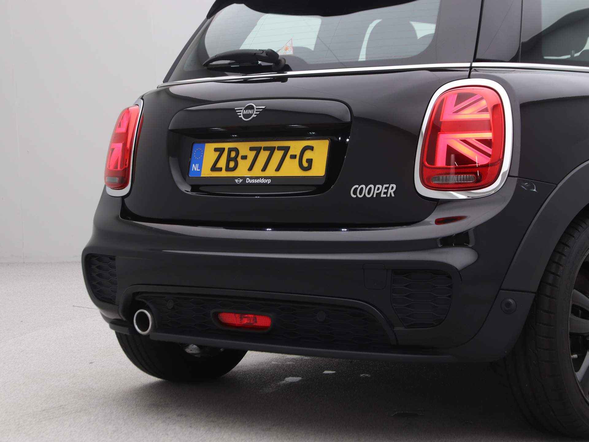 MINI 3-deurs Cooper JCW-Pack Aut. - 21/22