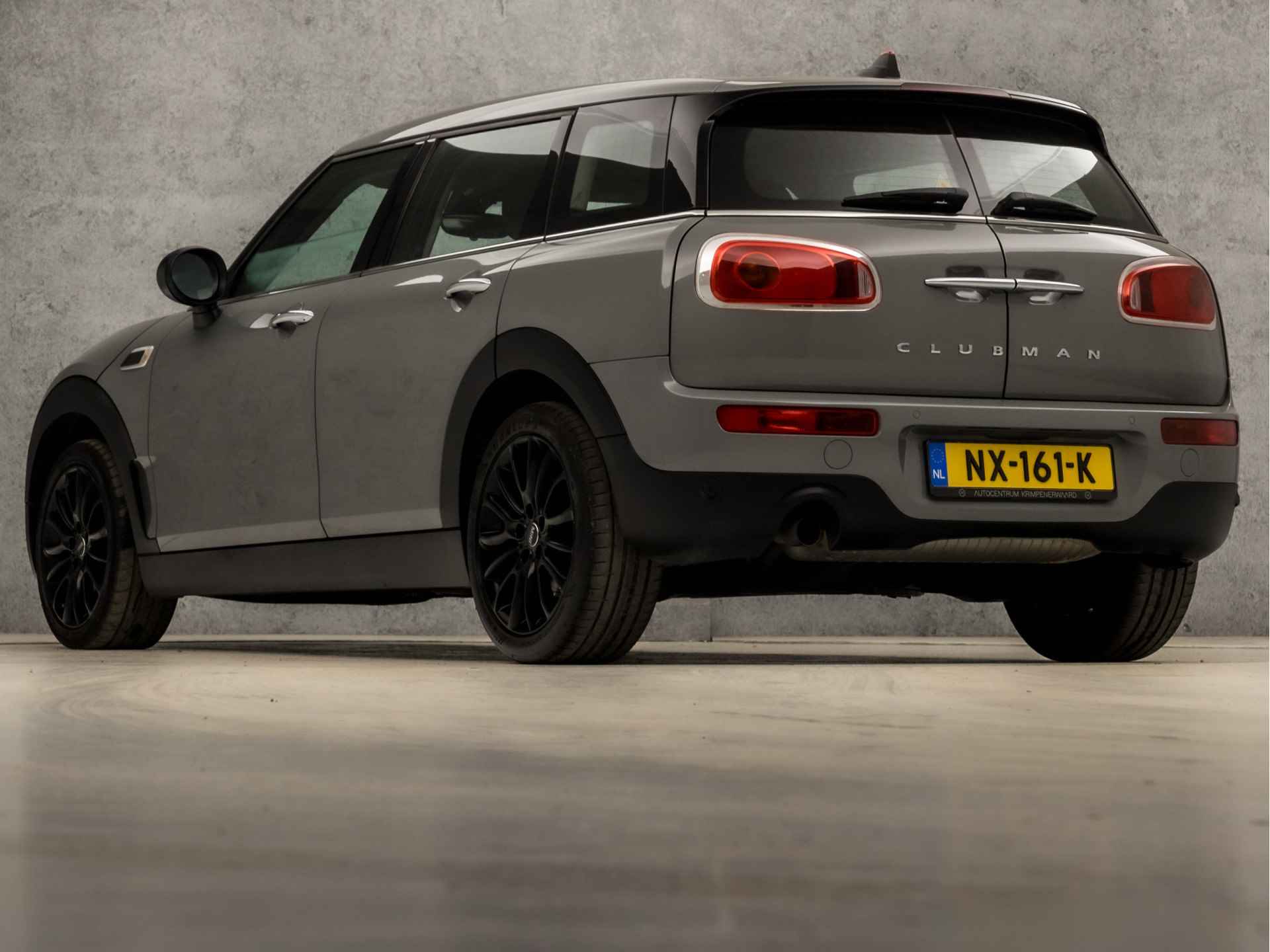 MINI Clubman 1.5 Sport (NAVIGATIE, CRUISE, PARKEERSENSOREN, NIEUWE APK, SPORTSTOELEN, LM VELGEN, NIEUWE APK, NIEUWSTAAT) - 3/31