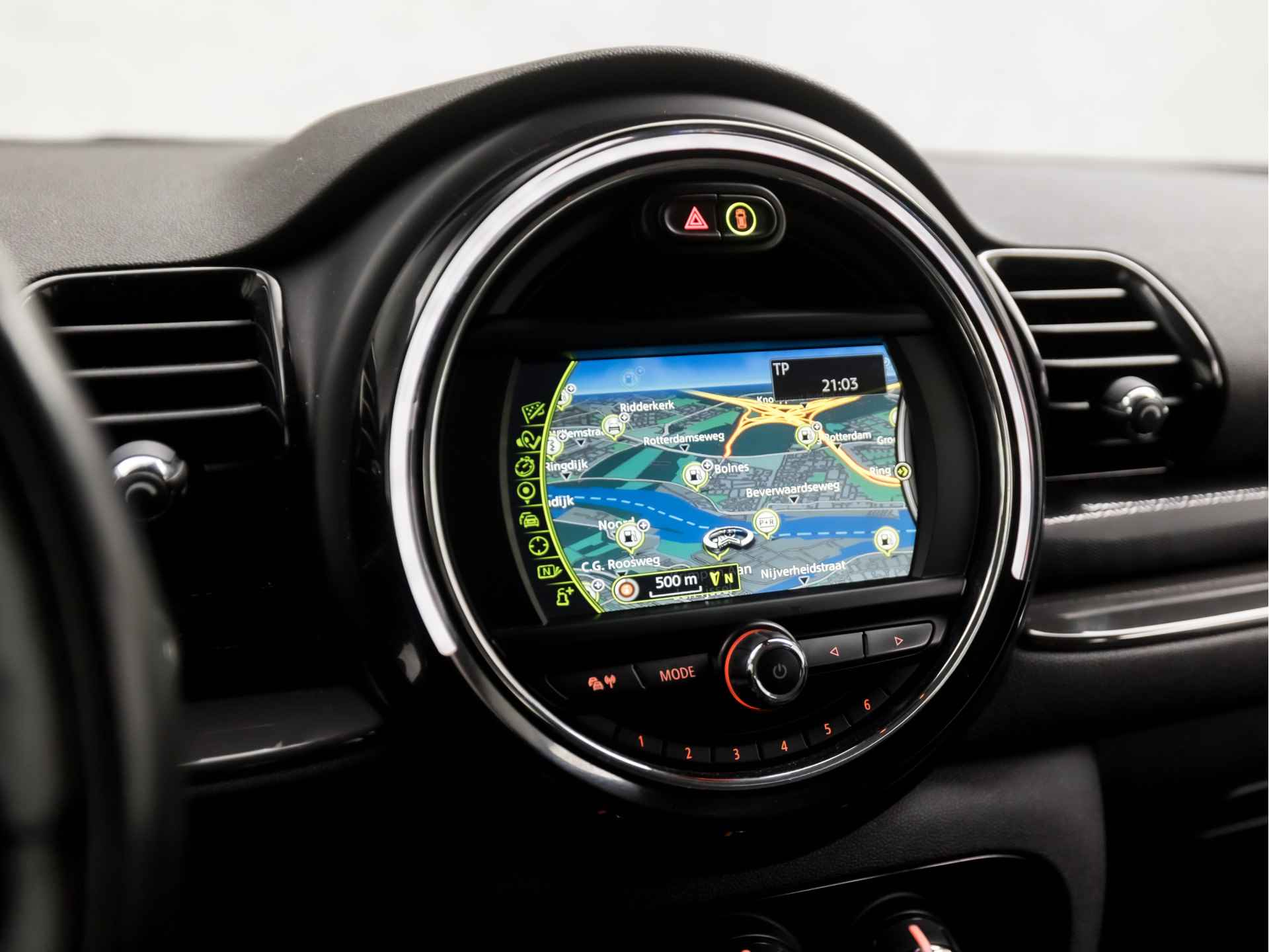 MINI Clubman 1.5 Sport (NAVIGATIE, CRUISE, PARKEERSENSOREN, NIEUWE APK, SPORTSTOELEN, LM VELGEN, NIEUWE APK, NIEUWSTAAT) - 8/31