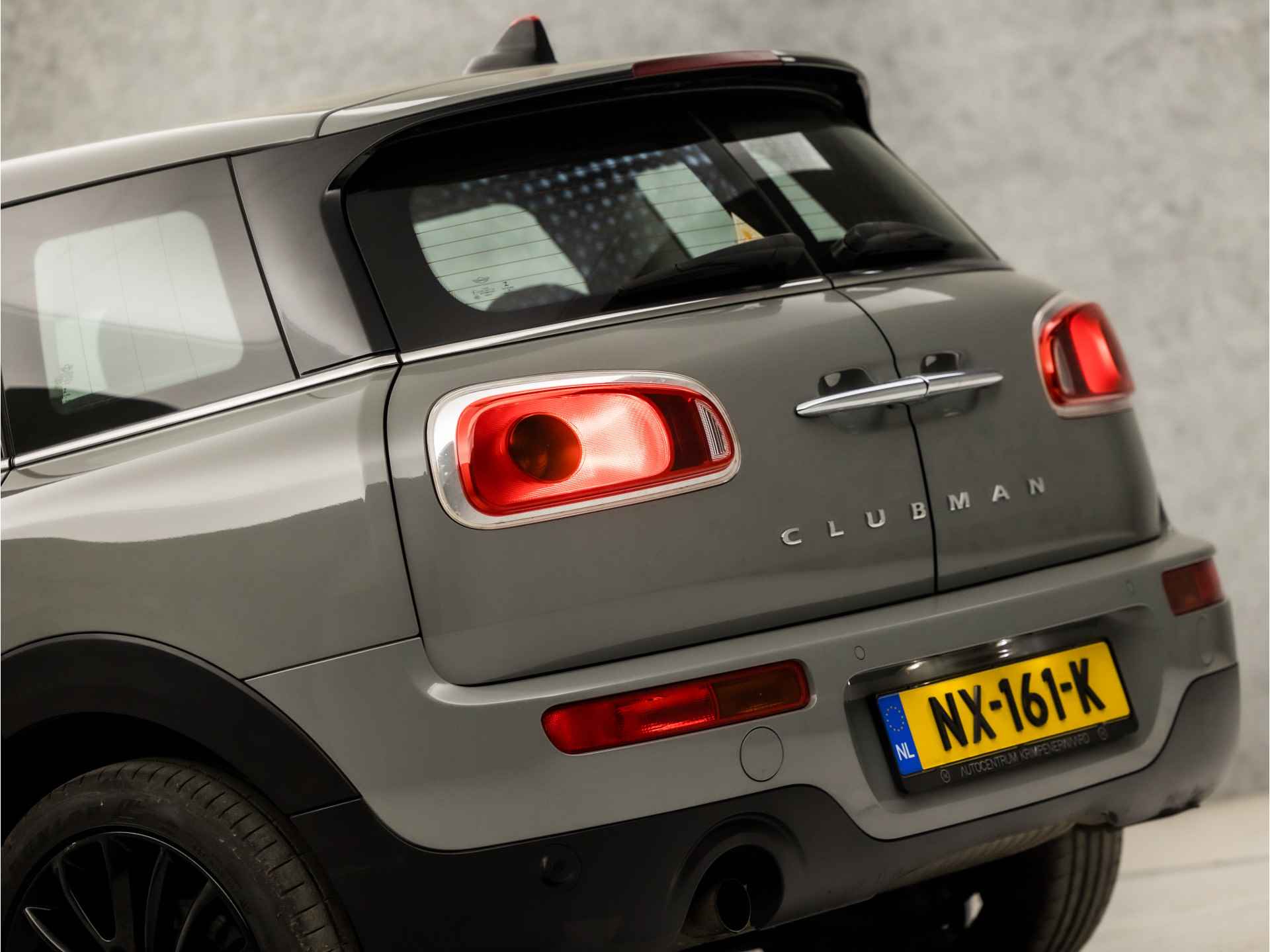 MINI Clubman 1.5 Sport (NAVIGATIE, CRUISE, PARKEERSENSOREN, NIEUWE APK, SPORTSTOELEN, LM VELGEN, NIEUWE APK, NIEUWSTAAT) - 26/31