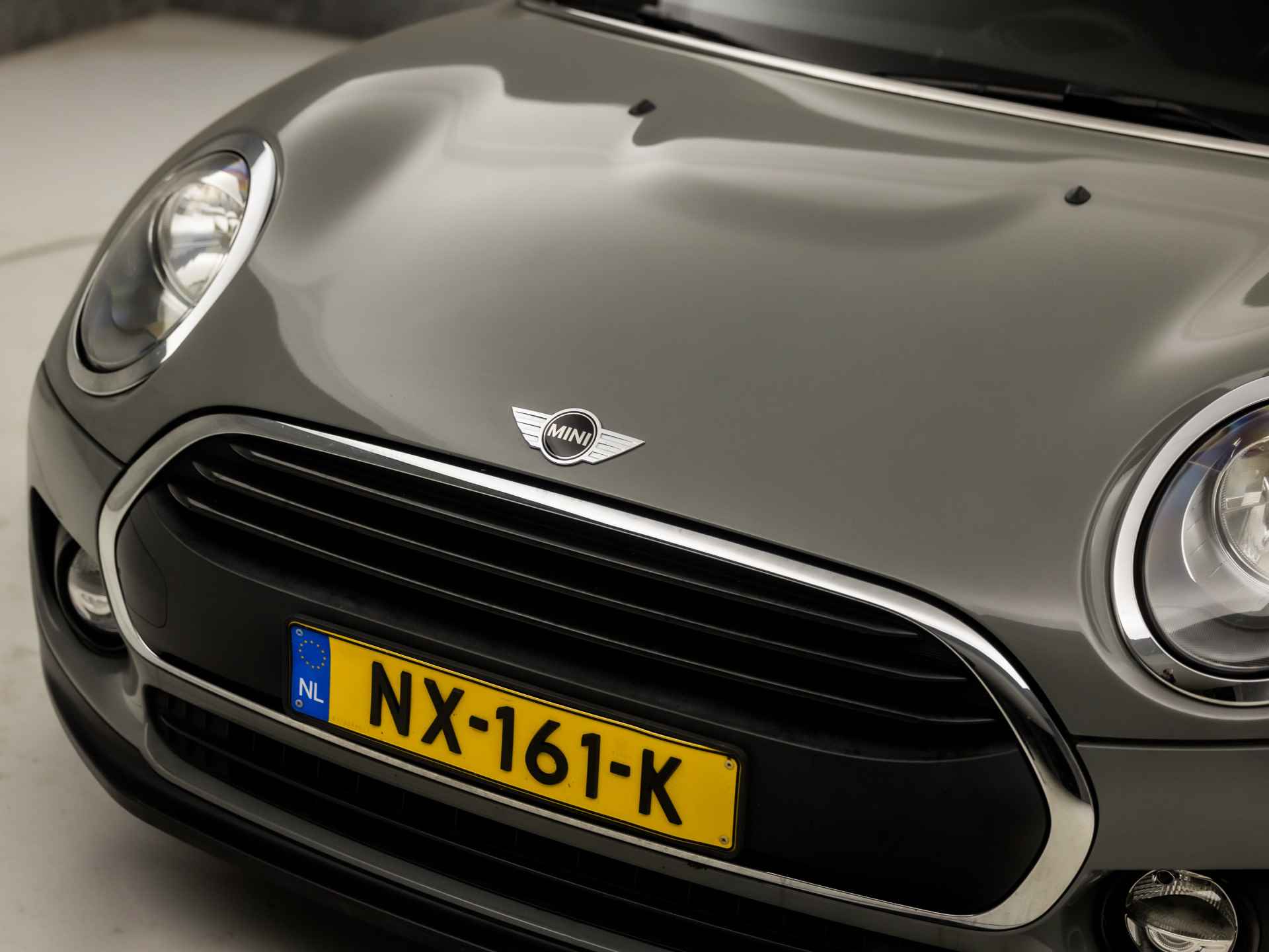 MINI Clubman 1.5 Sport (NAVIGATIE, CRUISE, PARKEERSENSOREN, NIEUWE APK, SPORTSTOELEN, LM VELGEN, NIEUWE APK, NIEUWSTAAT) - 27/31