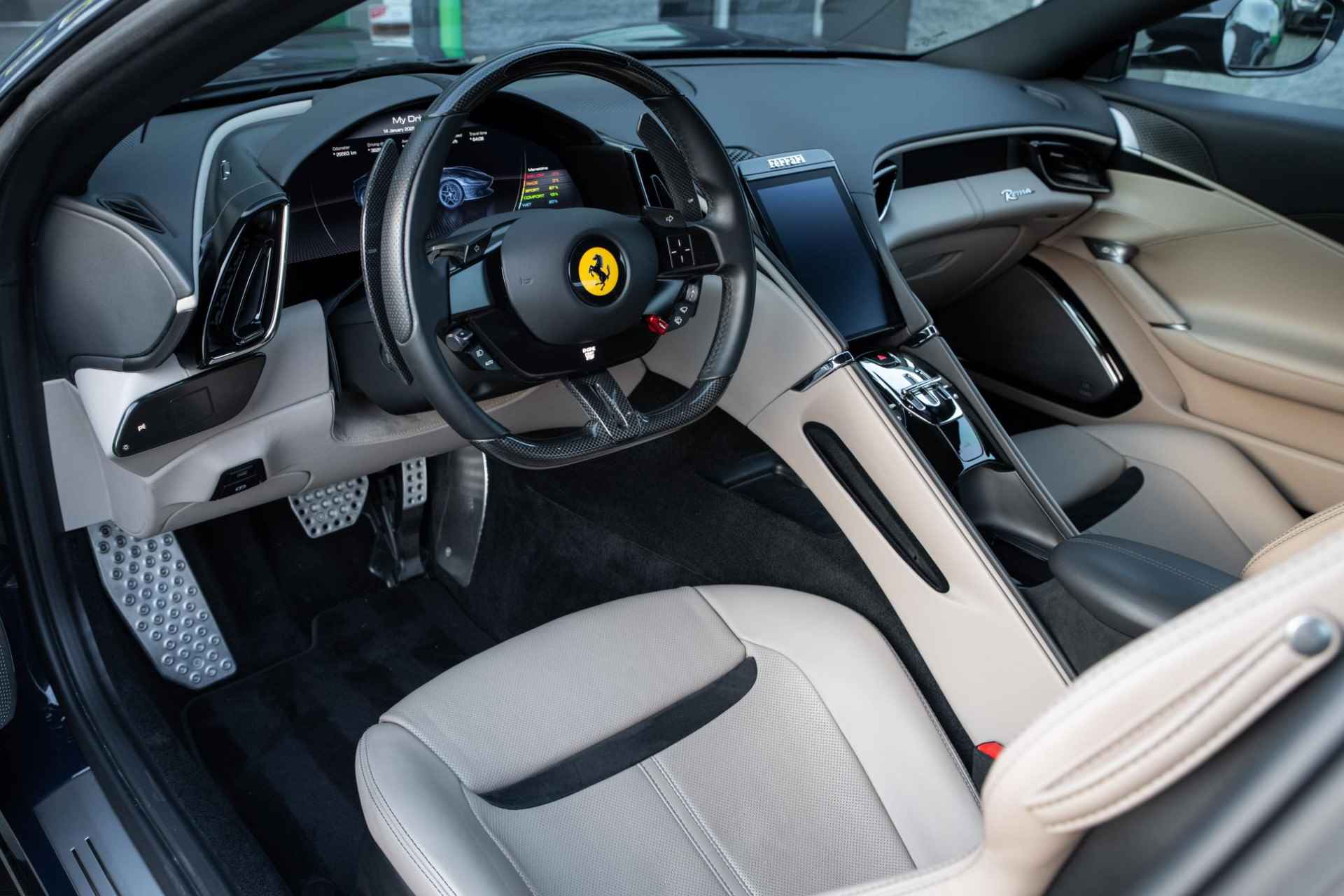 Ferrari Roma 3.9 V8 HELE Novitec / CARBON / ADAS / CARPLAY / PAS.DISPL. - 11/115