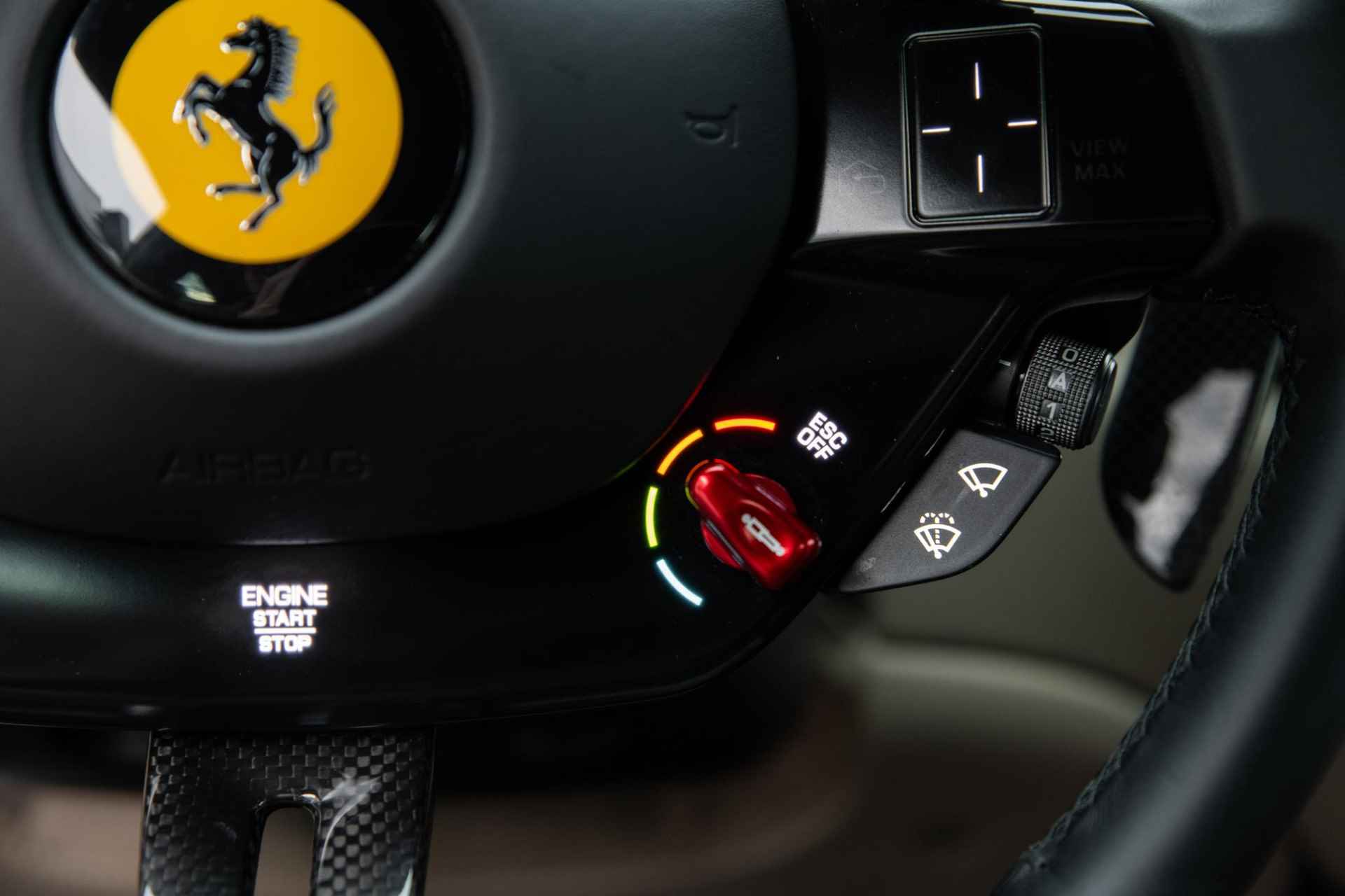 Ferrari Roma 3.9 V8 HELE Novitec / CARBON / ADAS / CARPLAY / PAS.DISPL. - 44/115