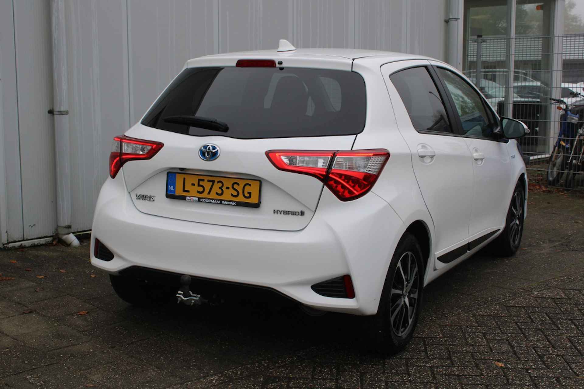 Toyota Yaris 1.5 Hybride Dynamic - 4/29