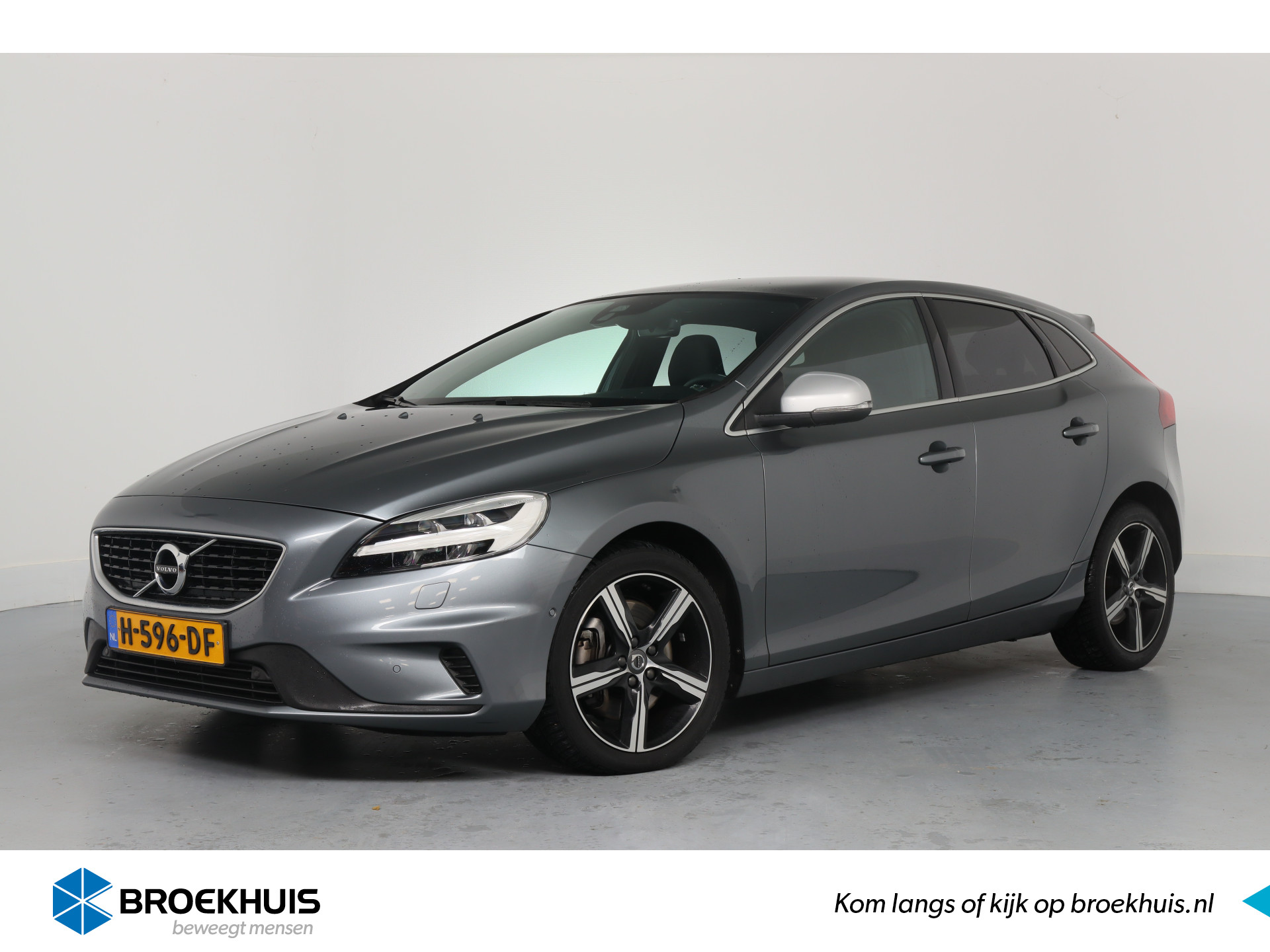 Volvo V40 1.5 T3 Polar+ Sport | Dealer Onderhouden! | Memory Zetels | LED | Panorama Dak | Leder | Naci | Clima | Harman/Kardon | Stoelver