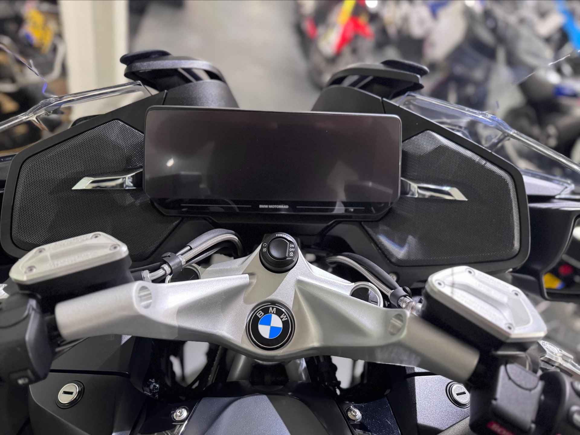 BMW R 1250 RT Triple Black - 7/13