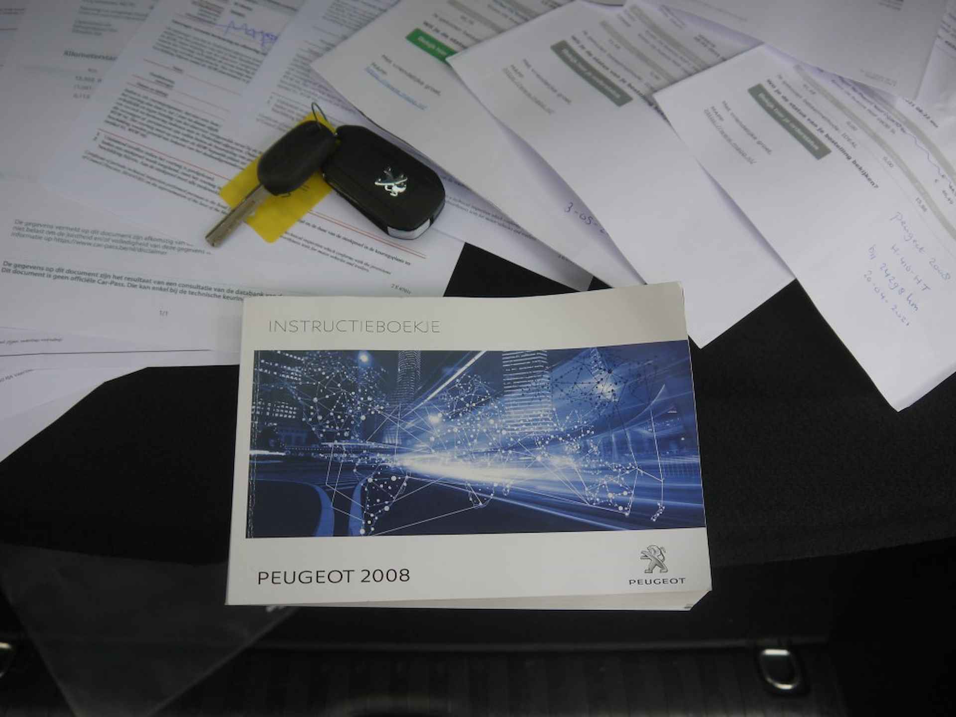 Peugeot 2008 1.2 PureTech Allure Climate Control I Cruise Controle -- 2de Pinksterdag open van 11.00 t/m 15.30 uur -- - 7/28