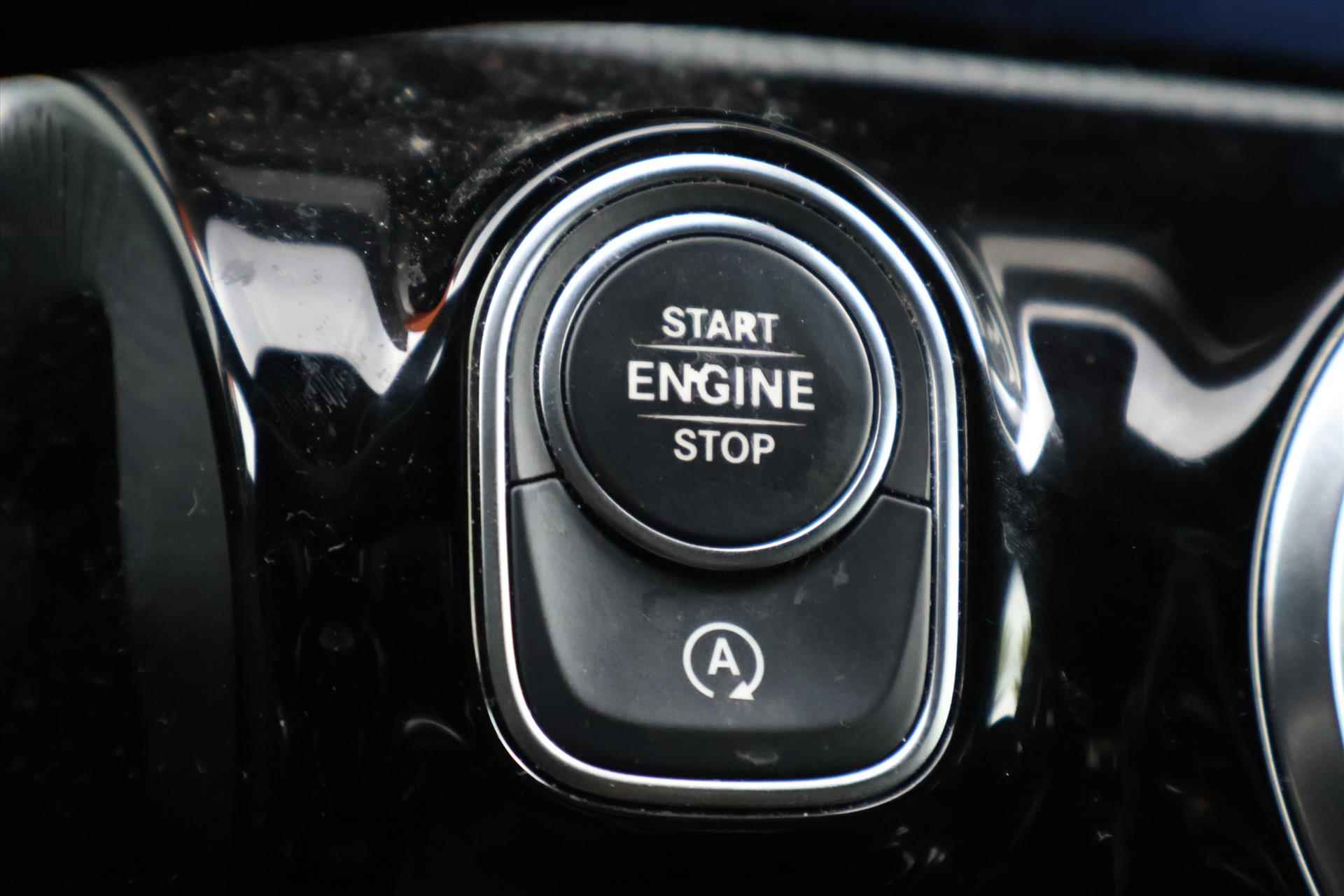 Mercedes A-Klasse A180 AMG-Line 136pk 7G-DCT | Trekhaak | Carplay | Navi | LED | Night Pakket | - 8/45