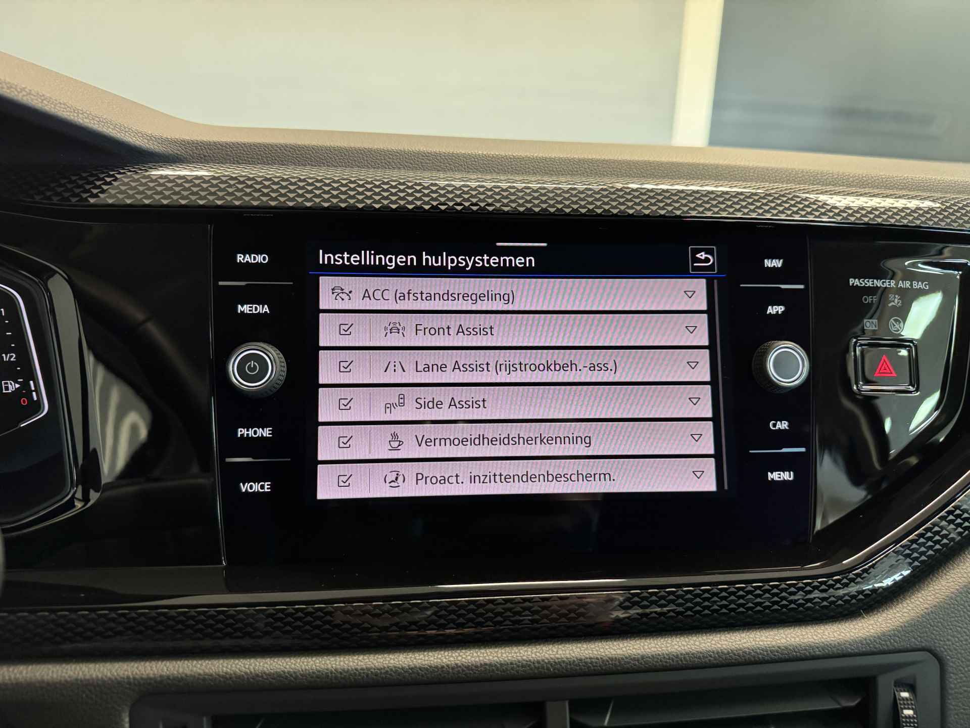 Volkswagen Taigo 1.0 TSI Camera/Carplay/Parkeersensoren - 21/26