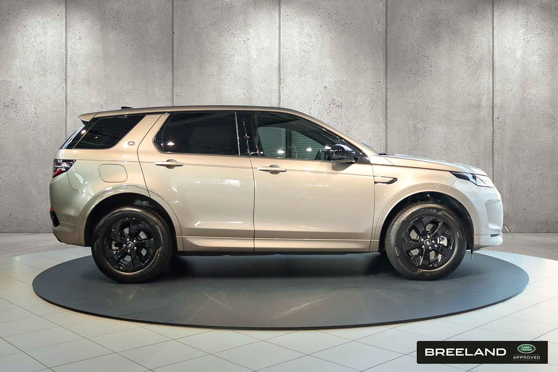 Land Rover Discovery Sport P300e R-Dynamic S | NP: € 72.234 | Keyless-Entry | Panoramadak - 3/36