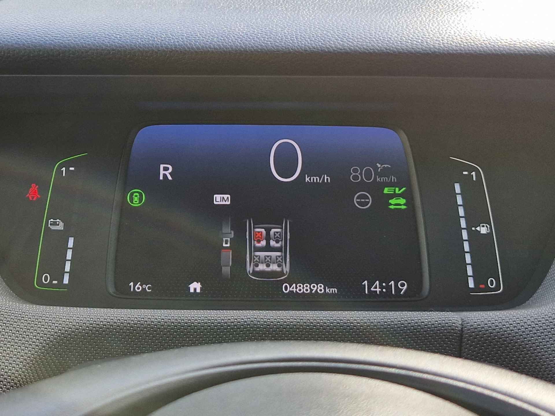 Honda Jazz 1.5 e:HEV Crosstar Navigatie, Parkeersensoren V+A, Apple/Android , All-in Rijklaarprijs - 10/19