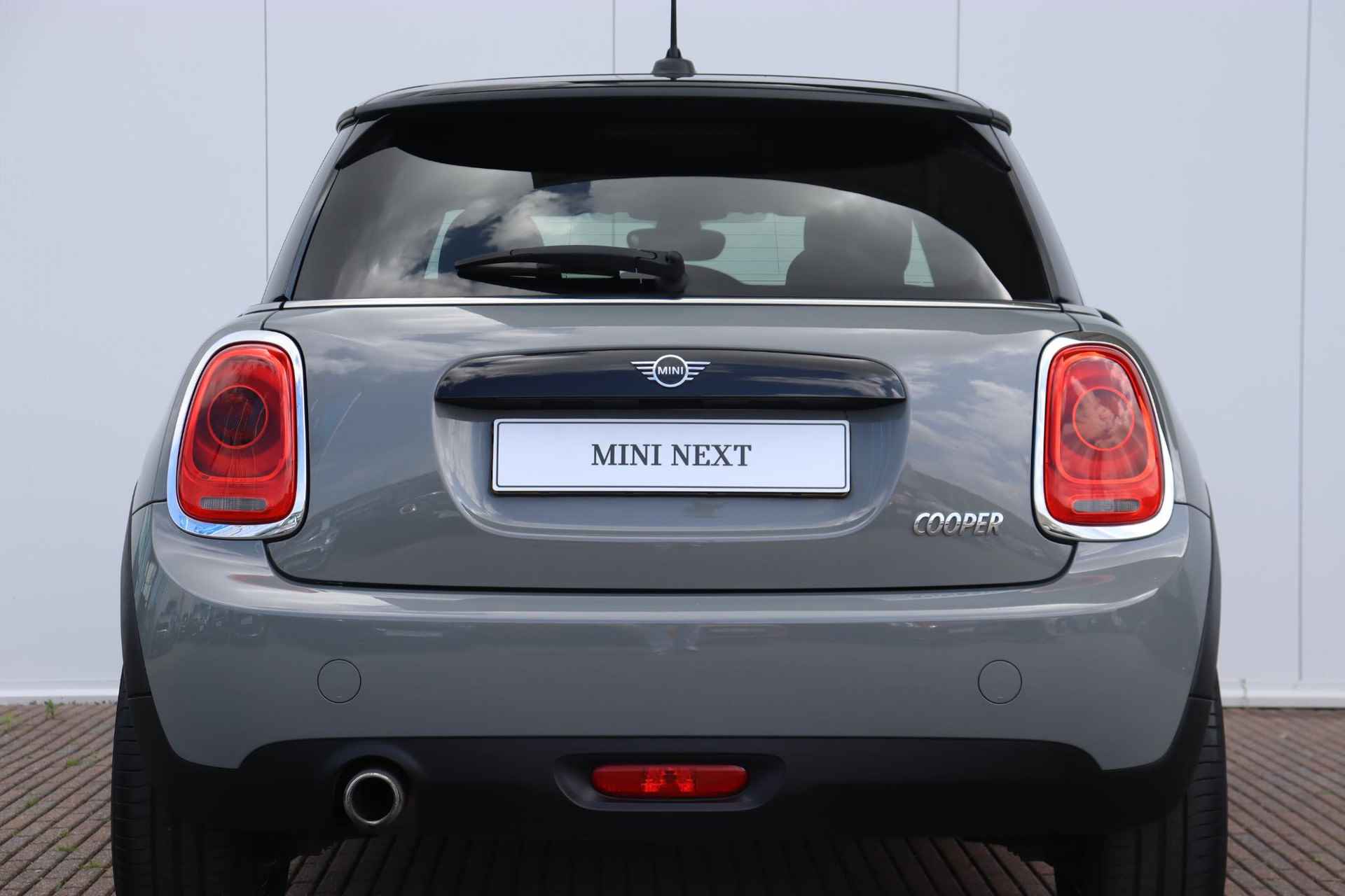 MINI 3-deurs Cooper Business / Airco / Apple Carplay / Cruise / 16'' Victory Spoke / - 7/23