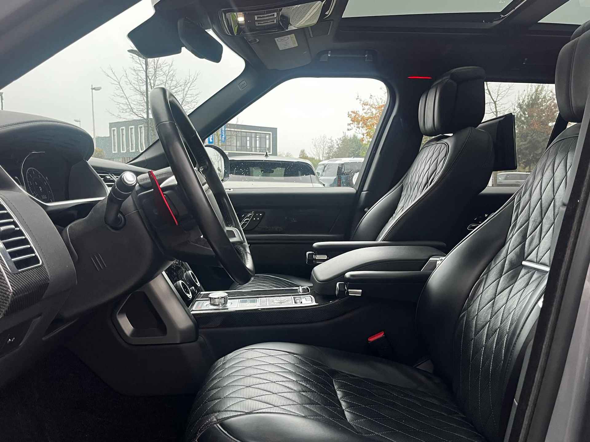 Land Rover Range Rover P565 SVAutobiography Dynamic | Executive Rear Seats+Entertainment | 22 Inch | Carbon | FULL OPTIONS - 6/13