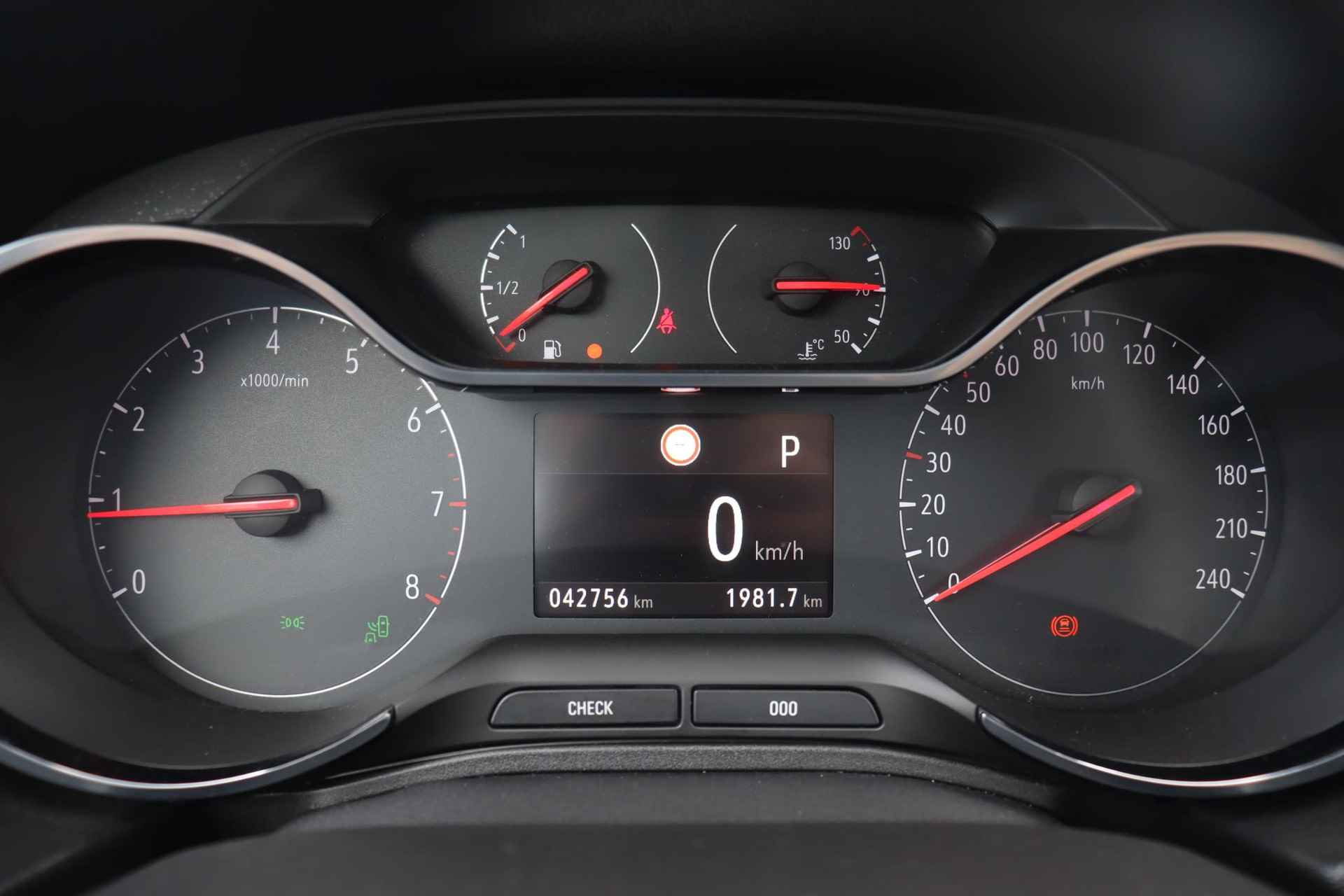 Opel Grandland X 1.2T Innovation * Automaat * LED Koplampen * Stoelverwarming * Grip-Control - 12/48