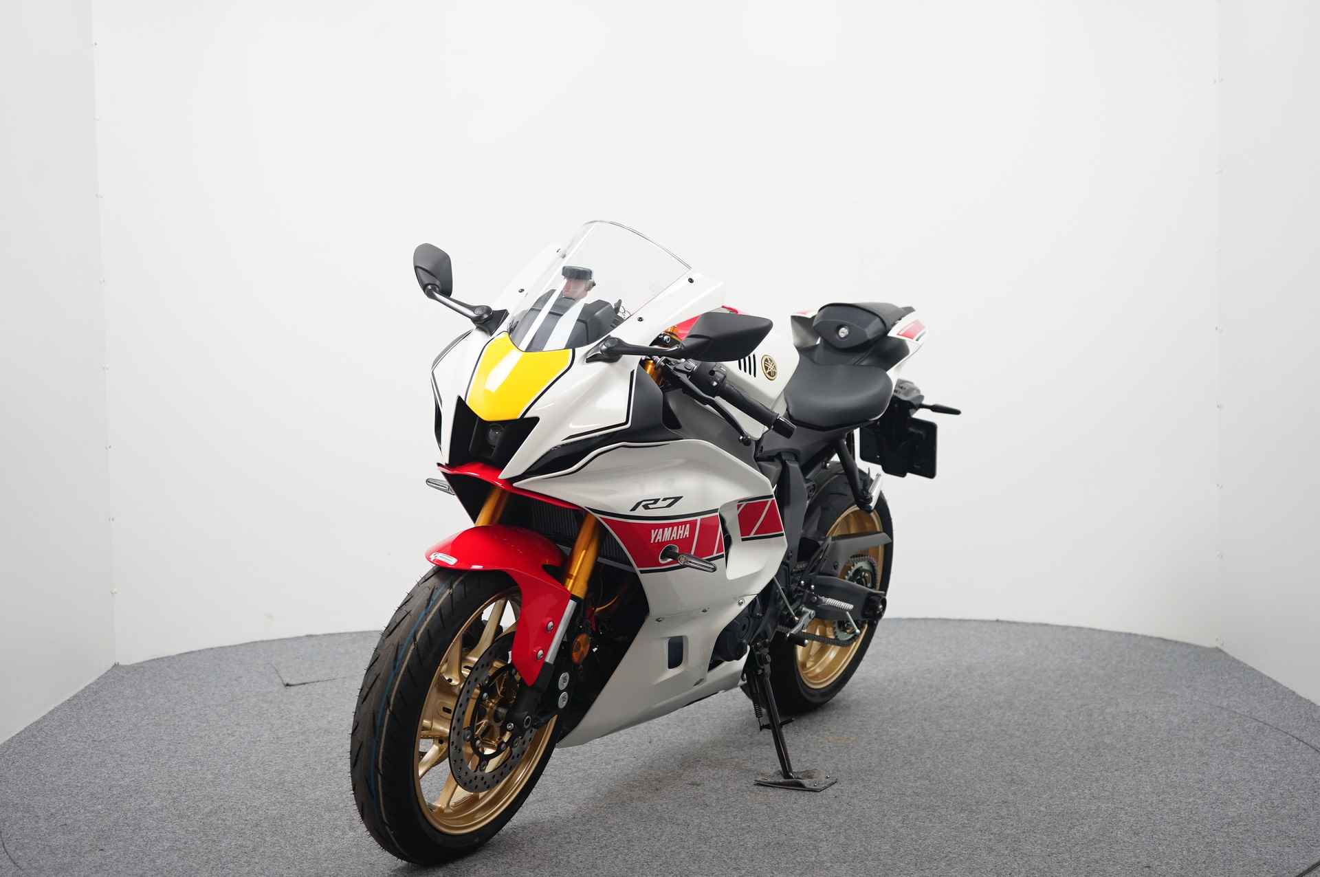 Yamaha YZF-R7 GP 60TH ANNIVERSARY - 4/12