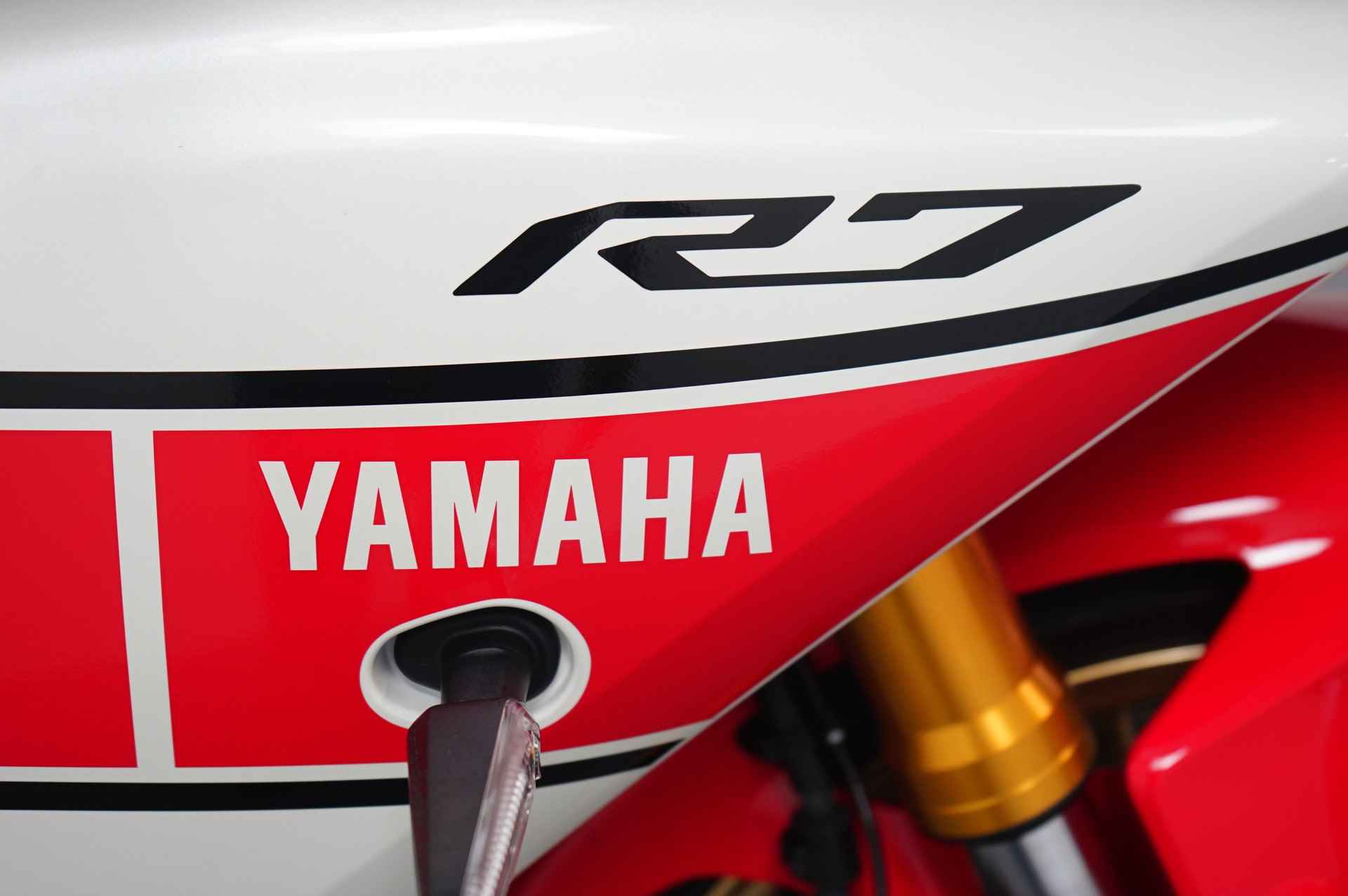 Yamaha YZF-R7 GP 60TH ANNIVERSARY - 10/12