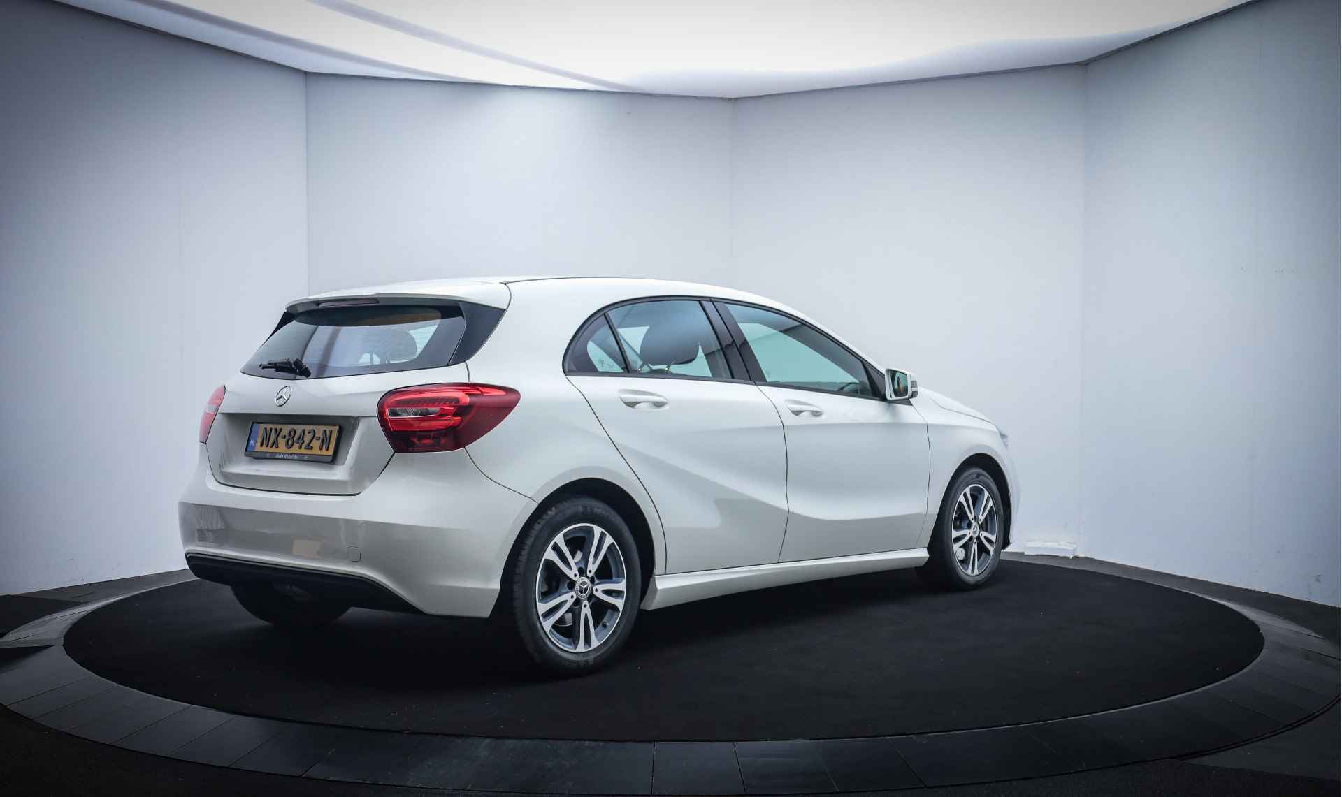 Mercedes-Benz A-Klasse 160 My First Star CAMERA/NAVI/AIRCO/CRUISE/BLUETOOTH/LMV 16'' - 5/20