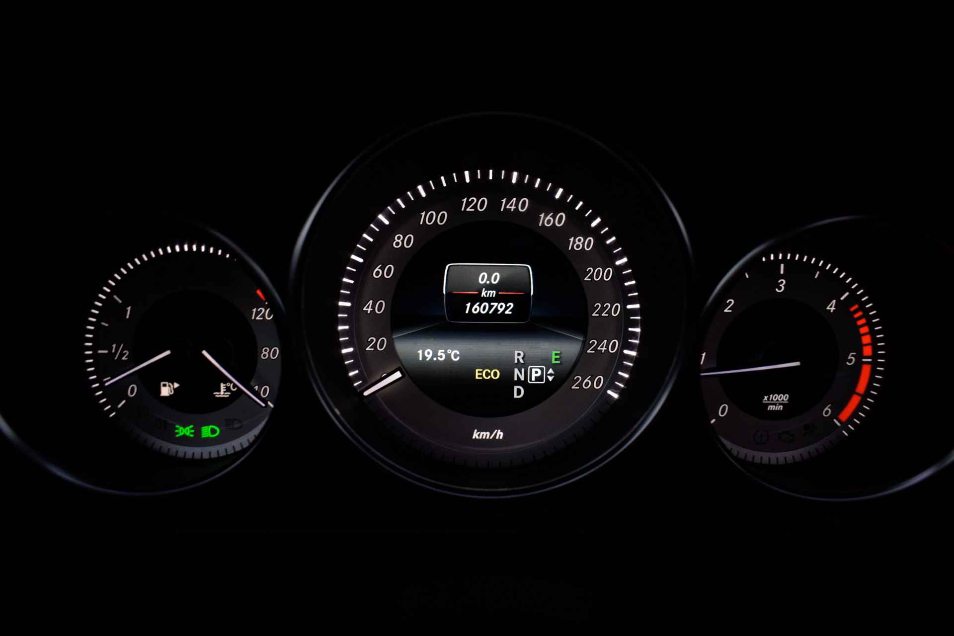 Mercedes-Benz E-Klasse Estate 200CDI Aut. AVANTGARDE Ambition PANO/LED/NAVI/CARPLAY/CAMERA/STOELVERW./HALF LEDER/PDC V+A/LMV - 15/28