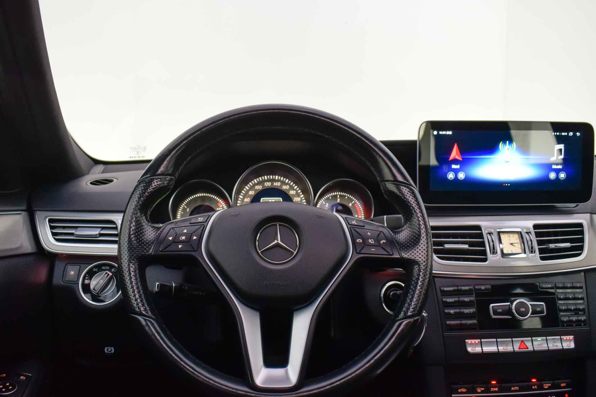 Mercedes-Benz E-Klasse Estate 200CDI Aut. AVANTGARDE Ambition PANO/LED/NAVI/CARPLAY/CAMERA/STOELVERW./HALF LEDER/PDC V+A/LMV - 18/28