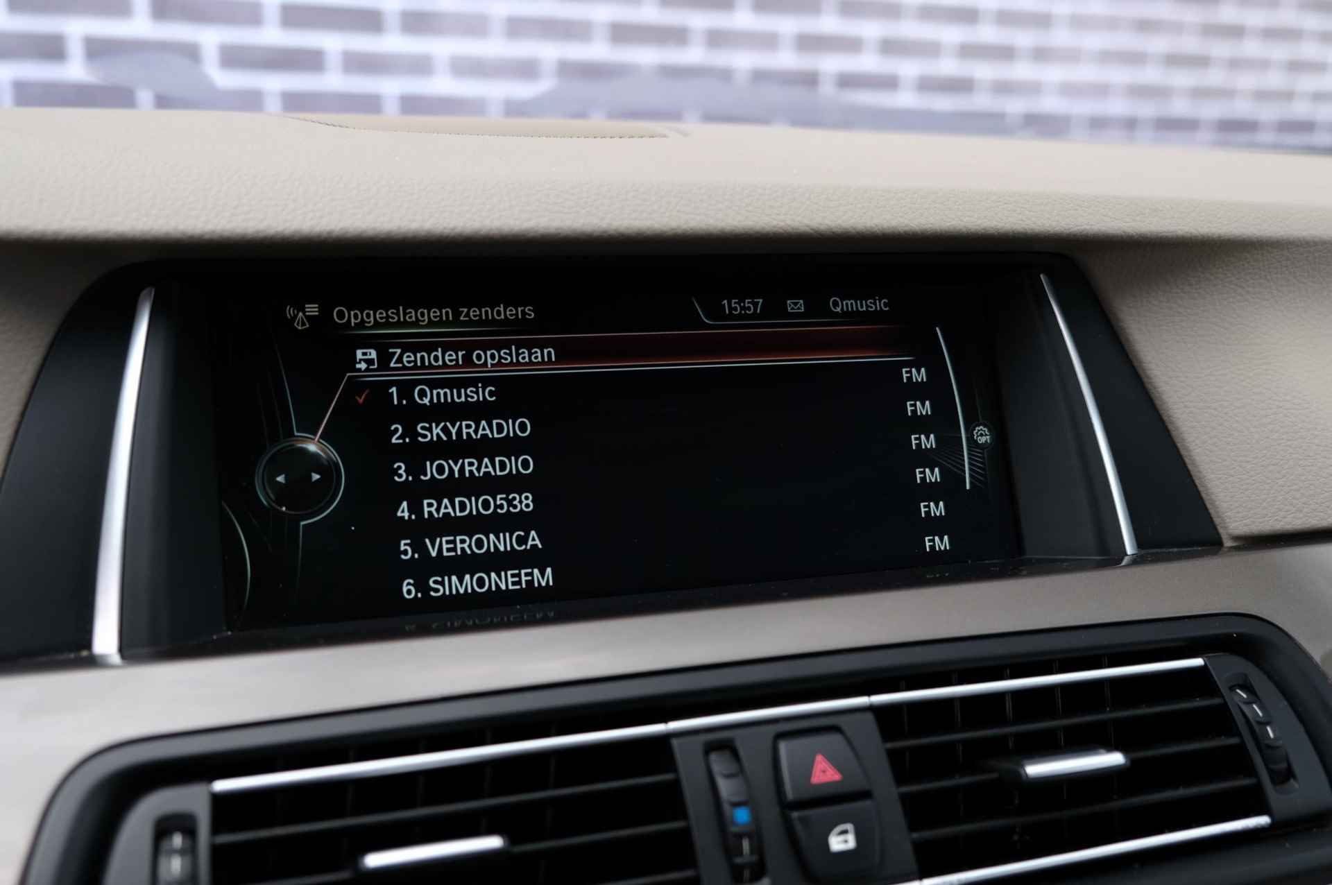 BMW 5-serie 530d High Executive | Sportstuur |  Stoelverwarming | Dealer Onderhouden | Leer | Navigatie | Cruise Control | Parkeersensor Voor en Achter - 30/36