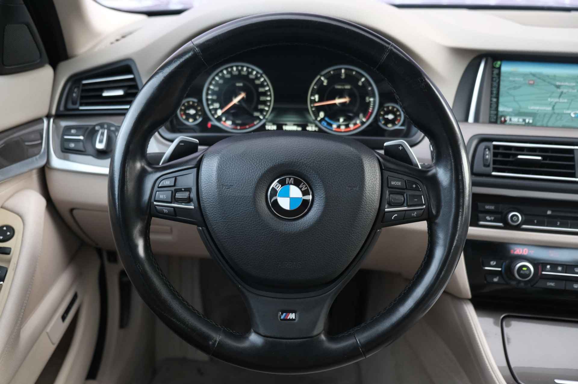 BMW 5-serie 530d High Executive | Sportstuur |  Stoelverwarming | Dealer Onderhouden | Leer | Navigatie | Cruise Control | Parkeersensor Voor en Achter - 30/37