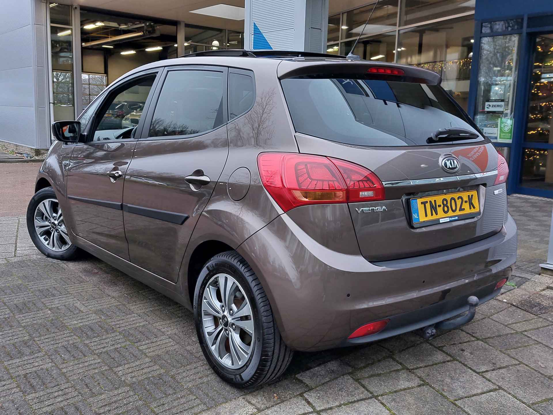 Kia Venga 1.4 CVVT 90pk Edition | 1ste Eigenaar | Navi | Clima | Cruise | Panorama Schuifdak | Pdc+Camera | Licht+Regensensor | Mistlampen | Privacy Glass | 16''lm | Trekhaak - 5/48