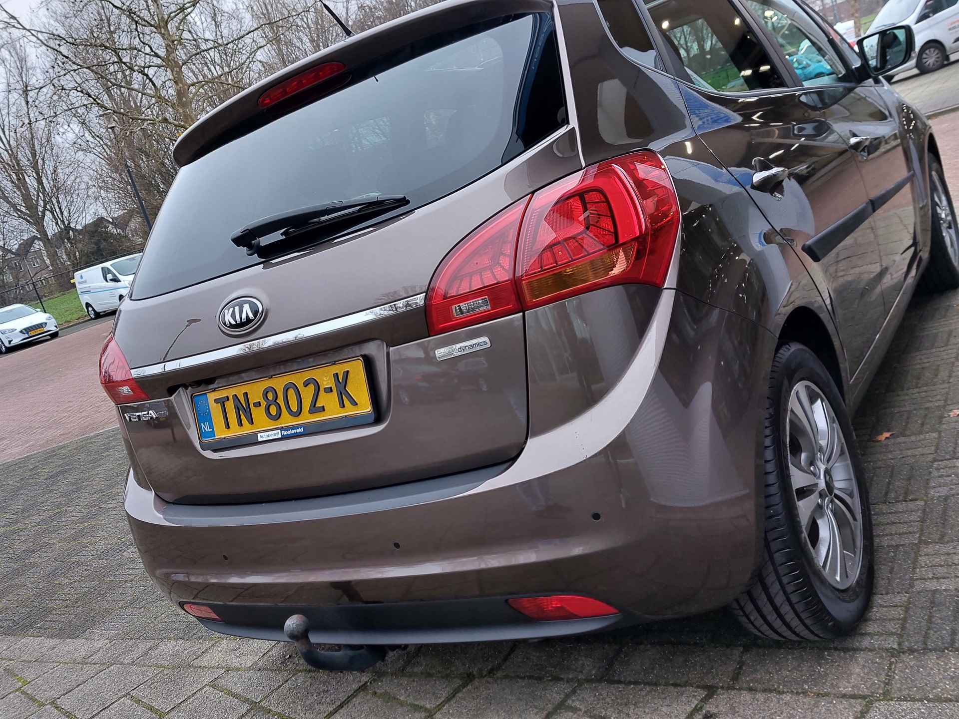 Kia Venga 1.4 CVVT 90pk Edition | 1ste Eigenaar | Navi | Clima | Cruise | Panorama Schuifdak | Pdc+Camera | Licht+Regensensor | Mistlampen | Privacy Glass | 16''lm | Trekhaak - 41/48