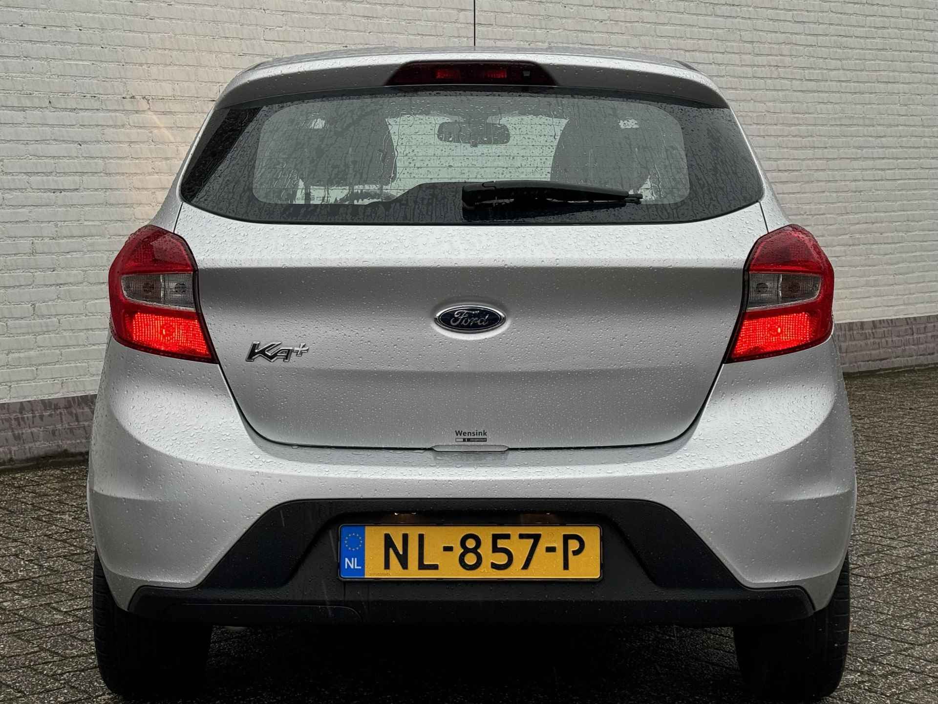 Ford Ka+ 1.2 Trend Ultimate / 1e Eigenaar / Multimedia Radio / Airco / Centrale Vergrendeling / Mistlampen / NAP / - 27/32