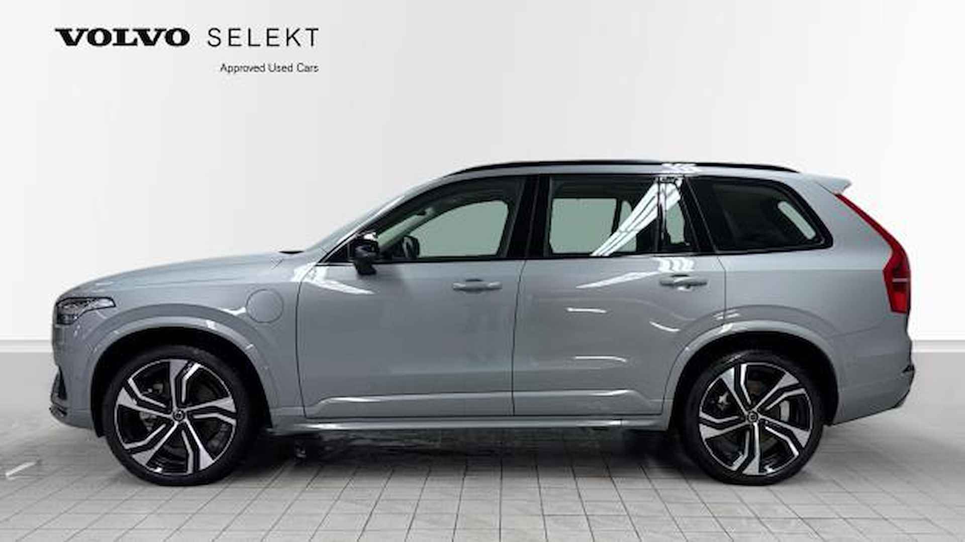 Volvo XC90 T8 455PK Ultimate Dark | Full Option | B&W Audio | Iso Glas | Ventilatie | Trekhaak | Black Pack - 2/10