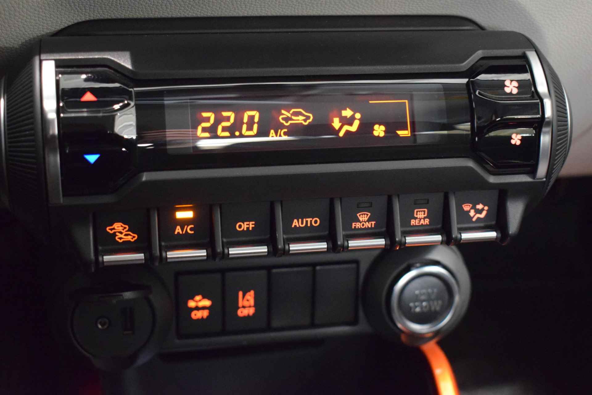 Suzuki Ignis 1.2 Stijl | Achteruitrijcamera | Stoelverwarming | Keyless-entry | Navigatie | Automatische regen/licht sensor | Elektrische + verwarmare zijspiegels | Apple Carplay/Android auto | Cruise control | - 30/45