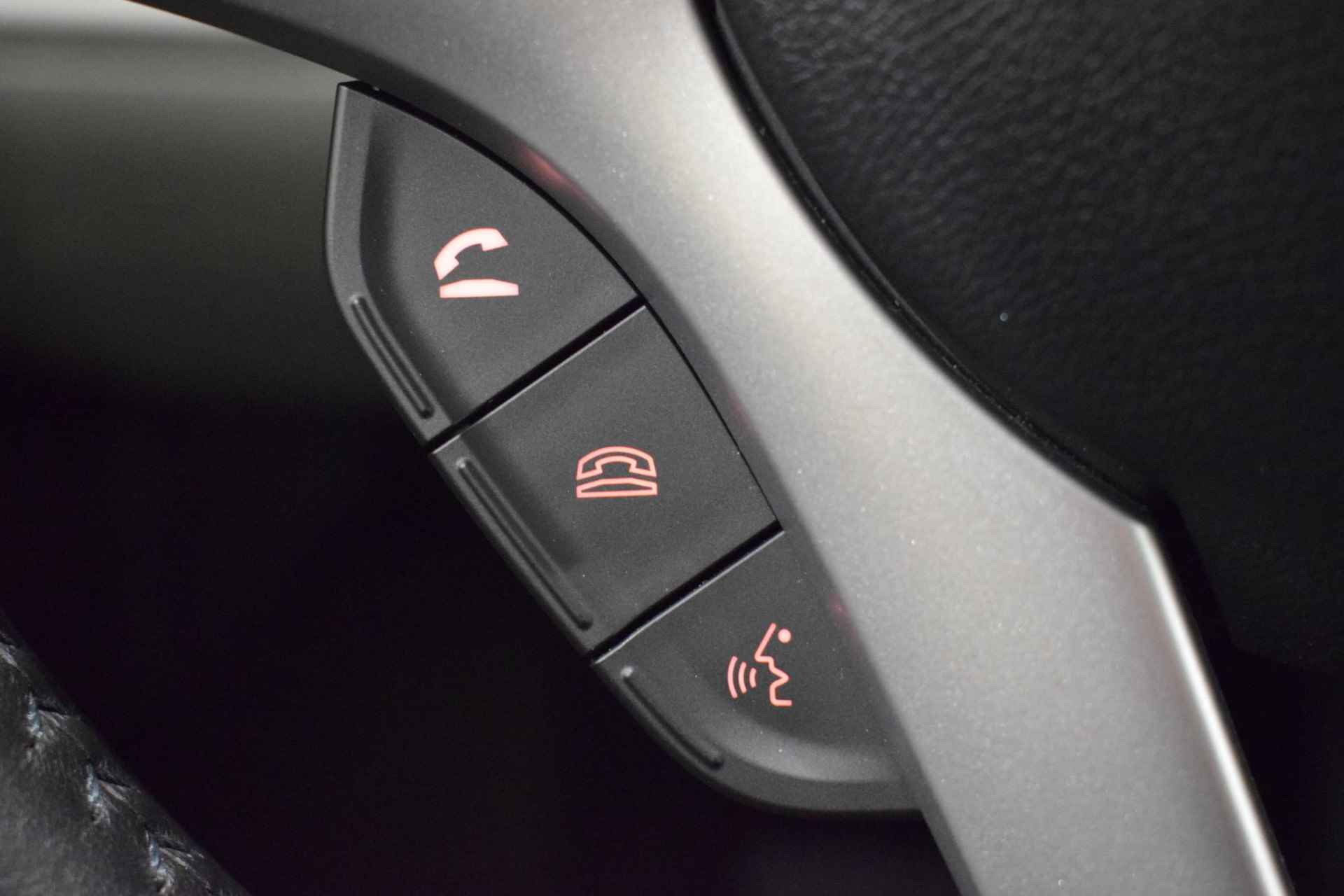 Suzuki Ignis 1.2 Stijl | Achteruitrijcamera | Stoelverwarming | Keyless-entry | Navigatie | Automatische regen/licht sensor | Elektrische + verwarmare zijspiegels | Apple Carplay/Android auto | Cruise control | - 34/45