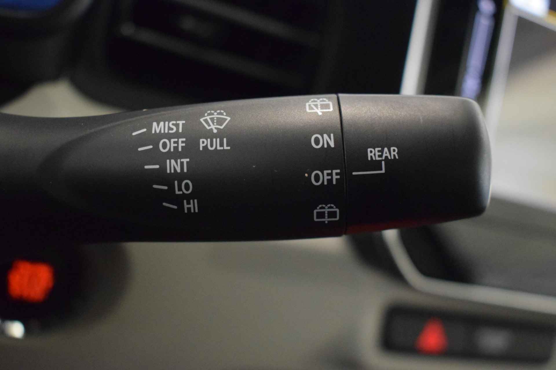 Suzuki Ignis 1.2 Stijl | Achteruitrijcamera | Stoelverwarming | Keyless-entry | Navigatie | Automatische regen/licht sensor | Elektrische + verwarmare zijspiegels | Apple Carplay/Android auto | Cruise control | - 36/45