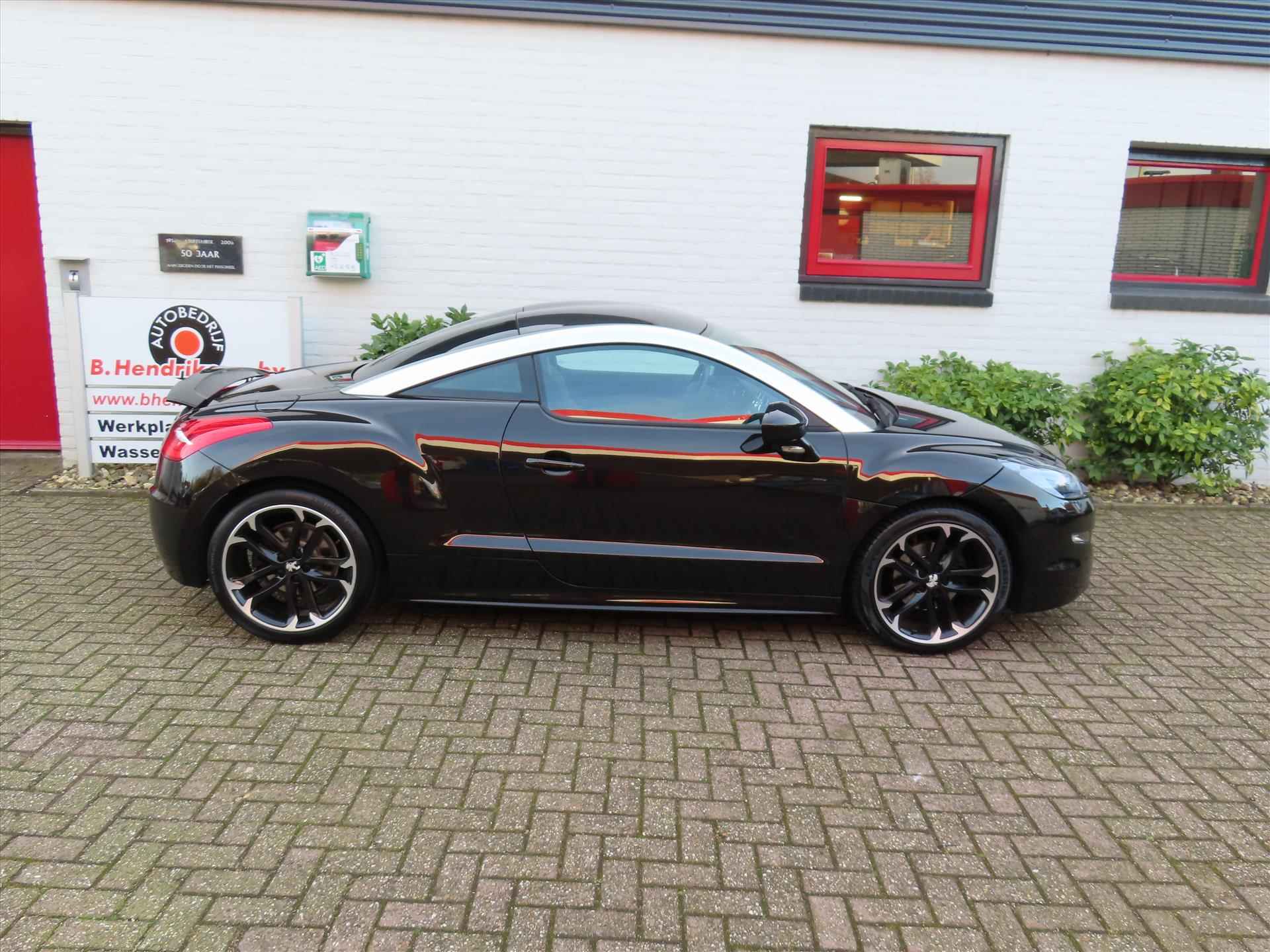 Peugeot Rcz 1.6 THP 16V 155pk/ Full option/ Carbon dak/ 1 Eigenaar/ Navigatie/ Elektrisch verstelbare + verwarmbare stoel/ Parkeersensoren/ Origineel NL/ NAP - 3/46