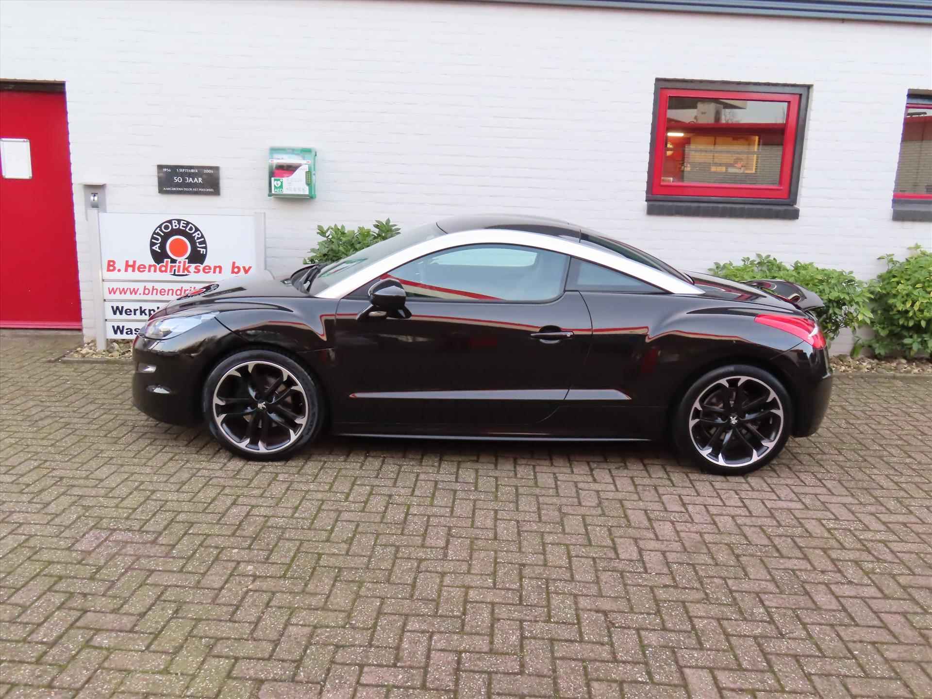 Peugeot Rcz 1.6 THP 16V 155pk/ Full option/ Carbon dak/ 1 Eigenaar/ Navigatie/ Elektrisch verstelbare + verwarmbare stoel/ Parkeersensoren/ Origineel NL/ NAP - 4/46