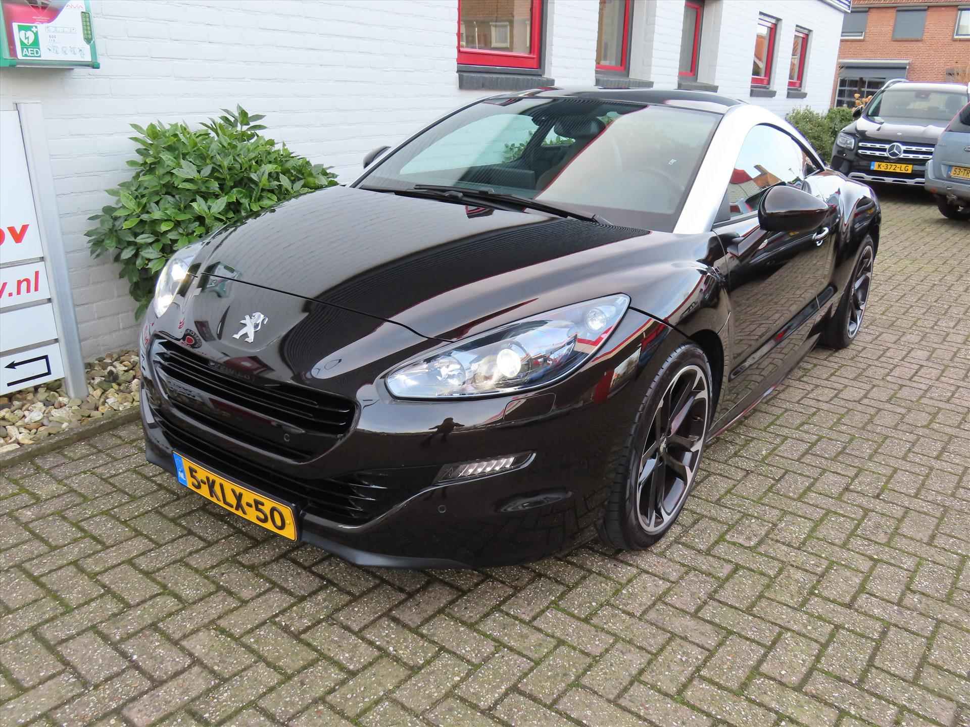 Peugeot Rcz 1.6 THP 16V 155pk/ Full option/ Carbon dak/ 1 Eigenaar/ Navigatie/ Elektrisch verstelbare + verwarmbare stoel/ Parkeersensoren/ Origineel NL/ NAP - 43/46