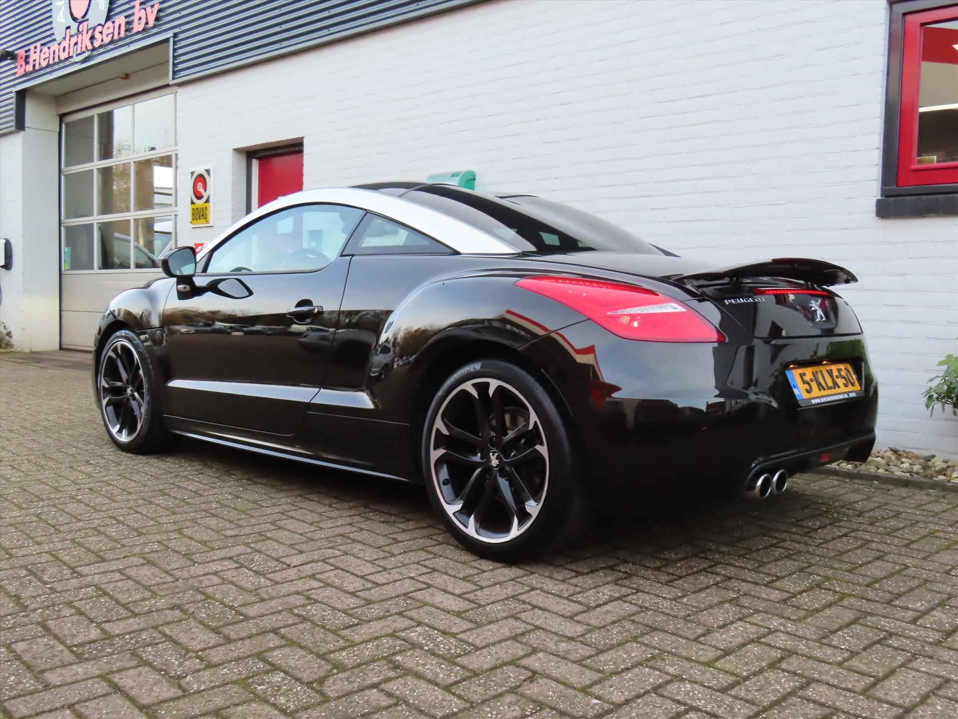 Peugeot Rcz 1.6 THP 16V 155pk/ Full option/ Carbon dak/ 1 Eigenaar/ Navigatie/ Elektrisch verstelbare + verwarmbare stoel/ Parkeersensoren/ Origineel NL/ NAP - 44/46