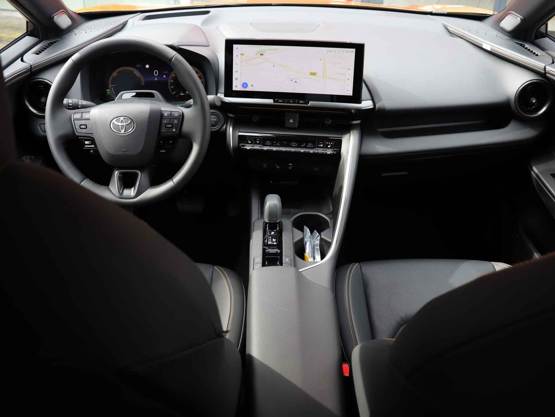 Toyota C-HR Plug-in Hybrid 220 Première Edition Nieuw, uit voorraad leverbaar - 4/44