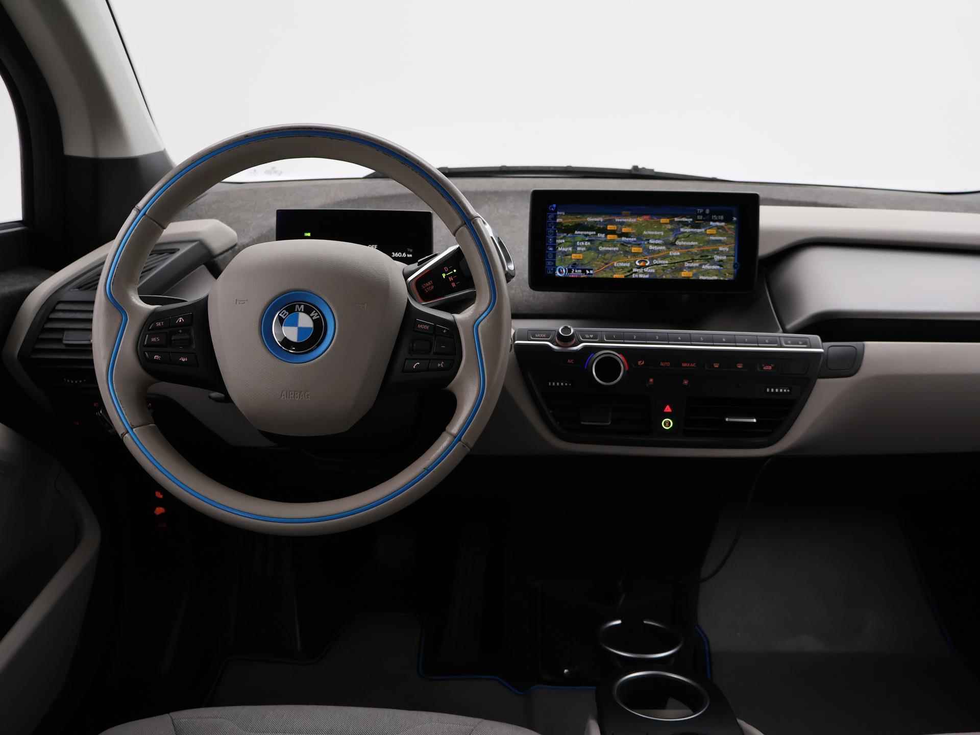 BMW i3 Range Extender + PANORAMA / ADAPTIVE CRUISE / NAVI PROFESSIONAL / CAMERA - 4/37